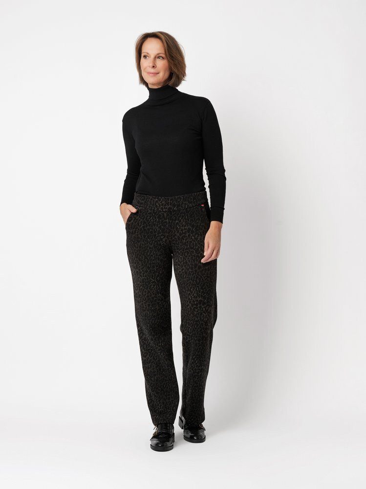 Relaxed by TONI Palazzohose Scarlet mit Leo-Muster günstig online kaufen