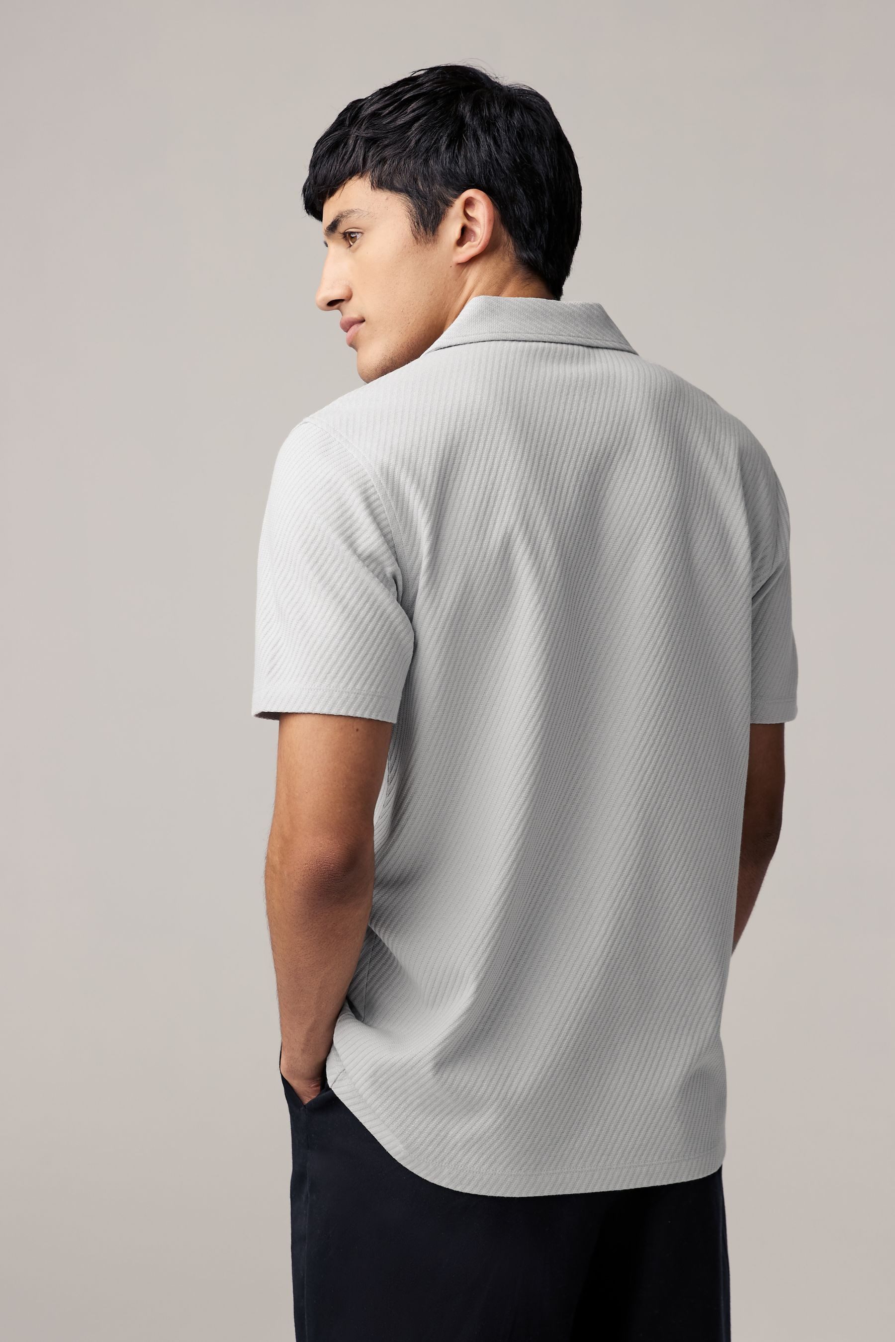 Next Poloshirt Strukturiertes Jerseyhemd 100 % Baumwolle-Slim günstig online kaufen