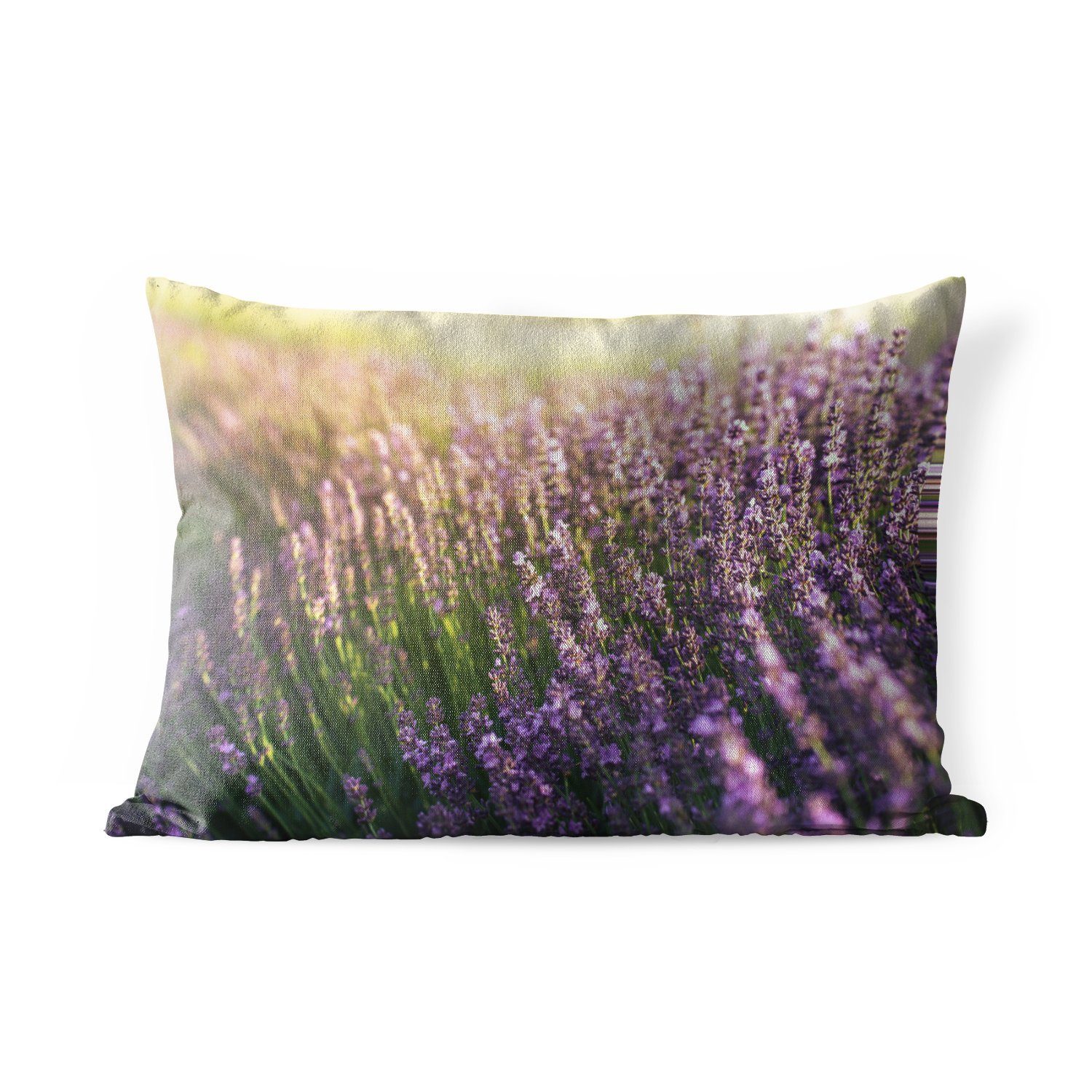 MuchoWow Dekokissen Lavendel auf einem Feld, Outdoor-Dekorationskissen, Polyester, Dekokissenbezug, Kissenhülle
