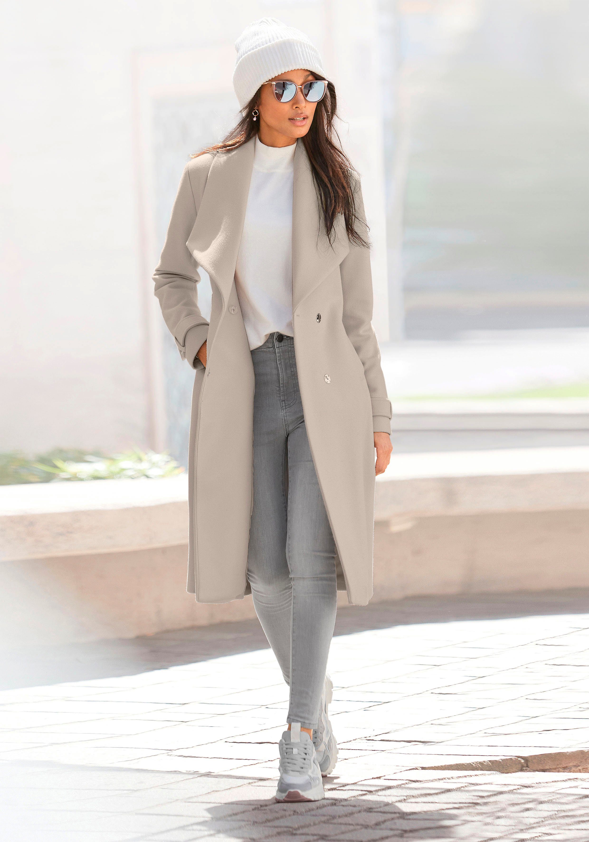 LASCANA Langmantel mit Bindegürtel und Taschen eleganter Damenmantel, langer Übergangsmantel, elegant – Bild 3 von 5
