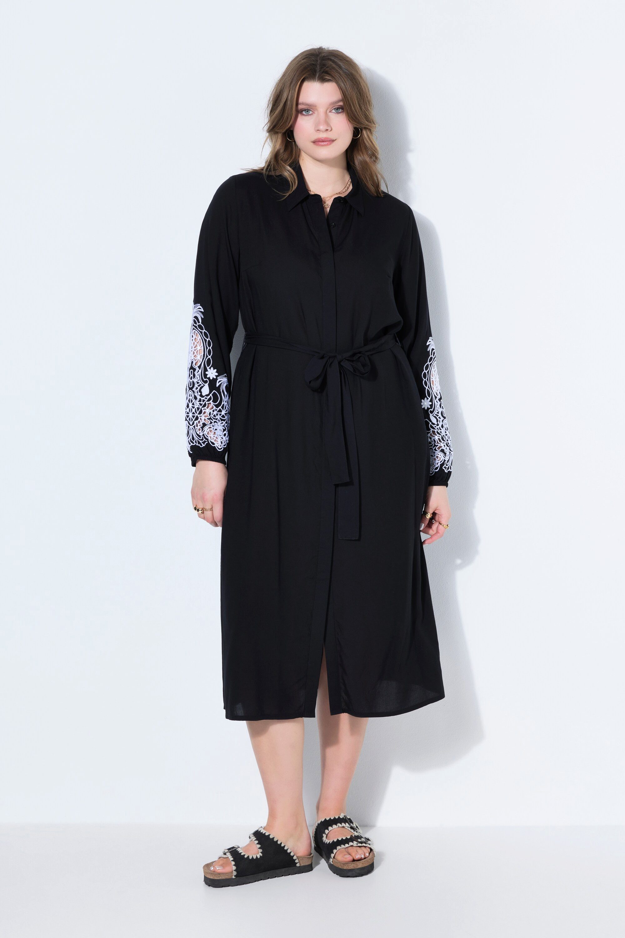 Studio Untold Midikleid Hemdblusen-Midikleid A-Linie bestickte Puffärmel