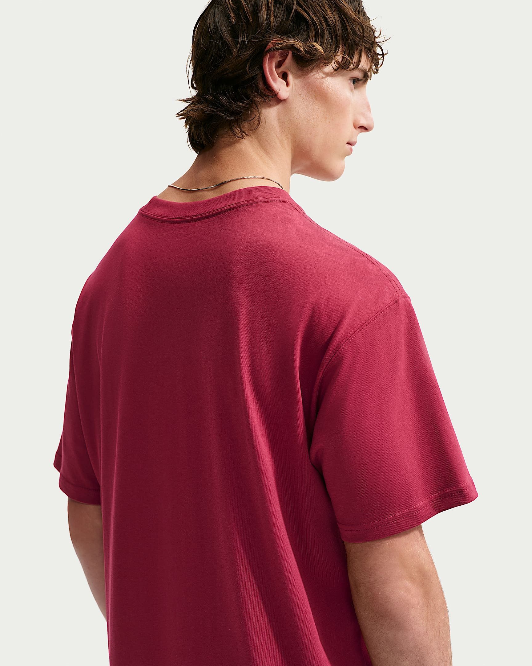 Nike T-Shirt NikeCourt Men's Max90 Tennis T-Shirt mit unifarbenem Design, Kurzarm, aus Jersey, Basic-Passform