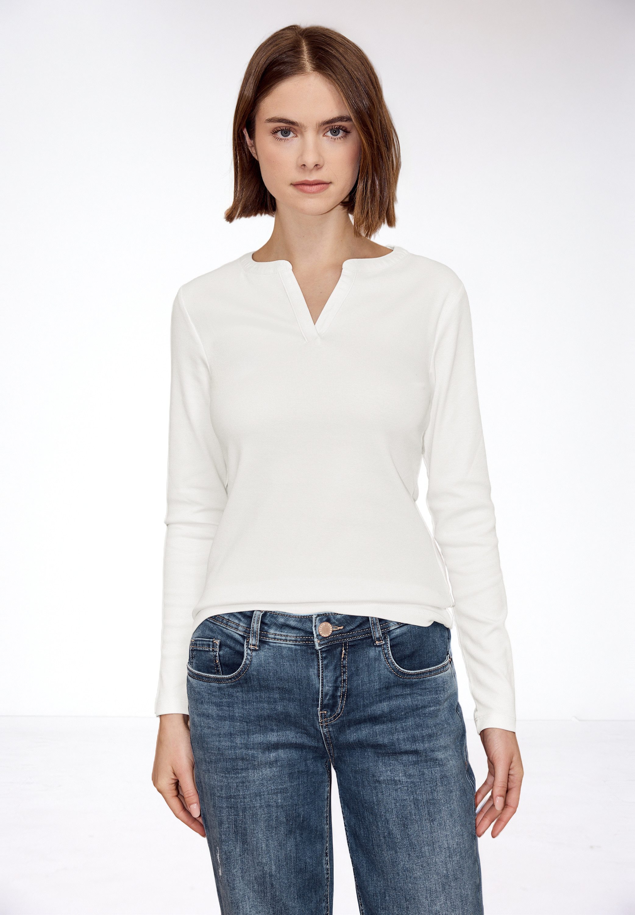 STREET ONE STUDIO Rundhalsshirt im soften Baumwoll-Mix. € 29,99