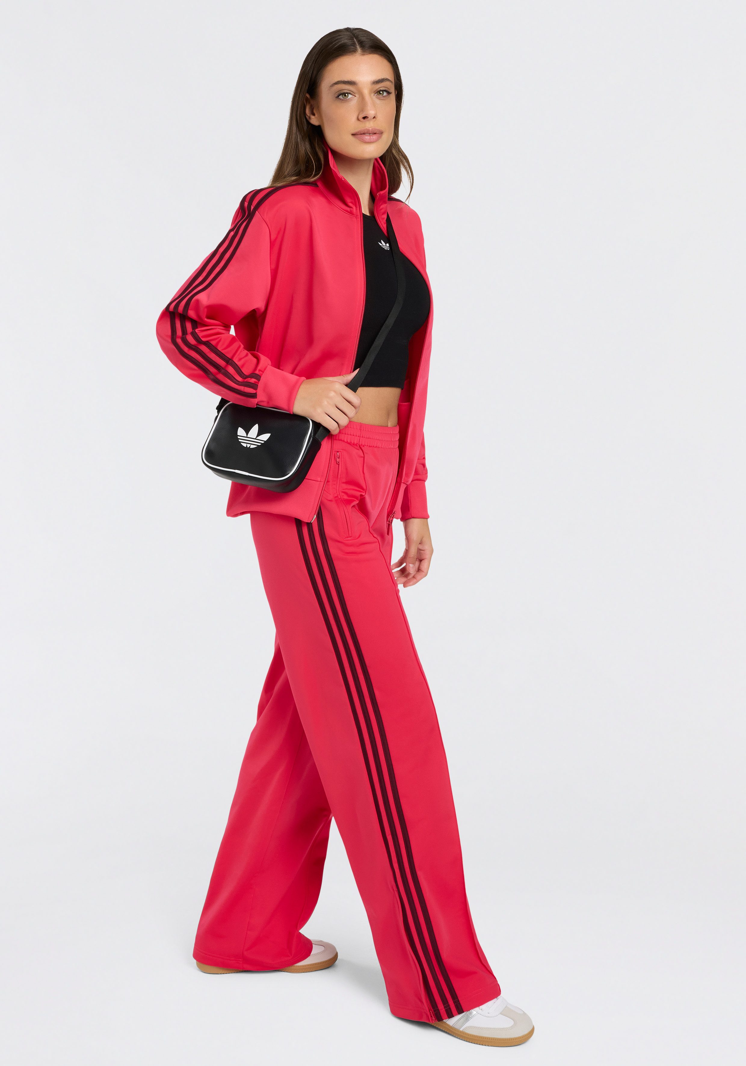 Zum Outfit 11
