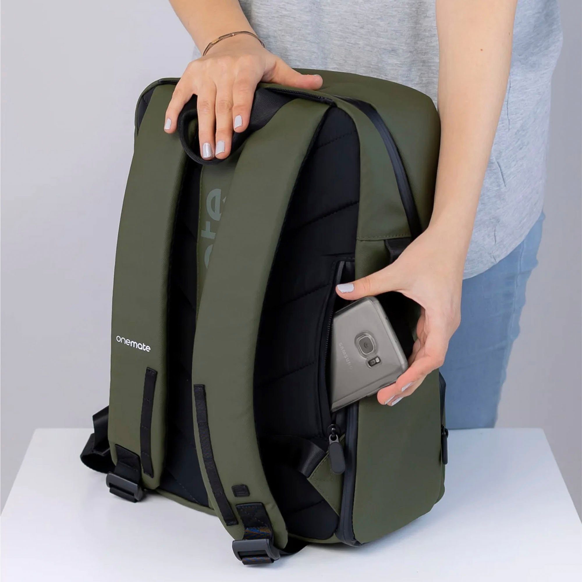 Daypack Clarity, PET-Flaschen aus grün, mit onemate Laptopfach; recycelten