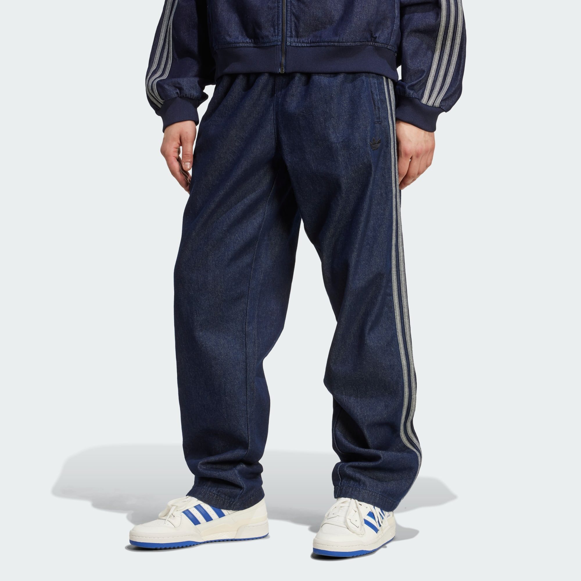 adidas Originals Loose-fit-Jeans ADIDAS ADICOLOR LOOSE TRAININGSHOSE DENIM STONE (1-tlg)