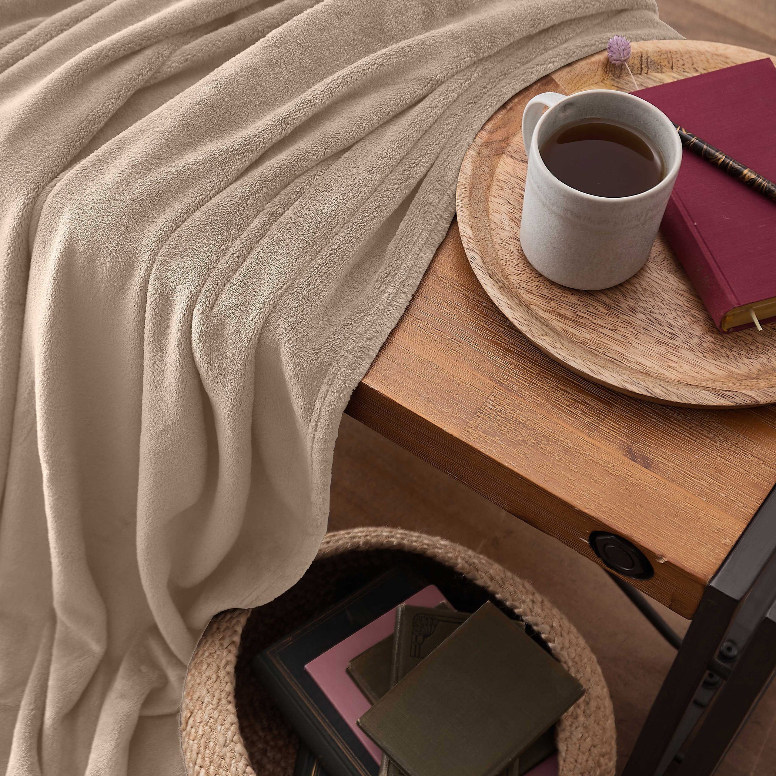 Wohndecke Kuscheldecke Tagesdecke Sofadecke Coral Fleece 220x240cm, Lumalan günstig online kaufen