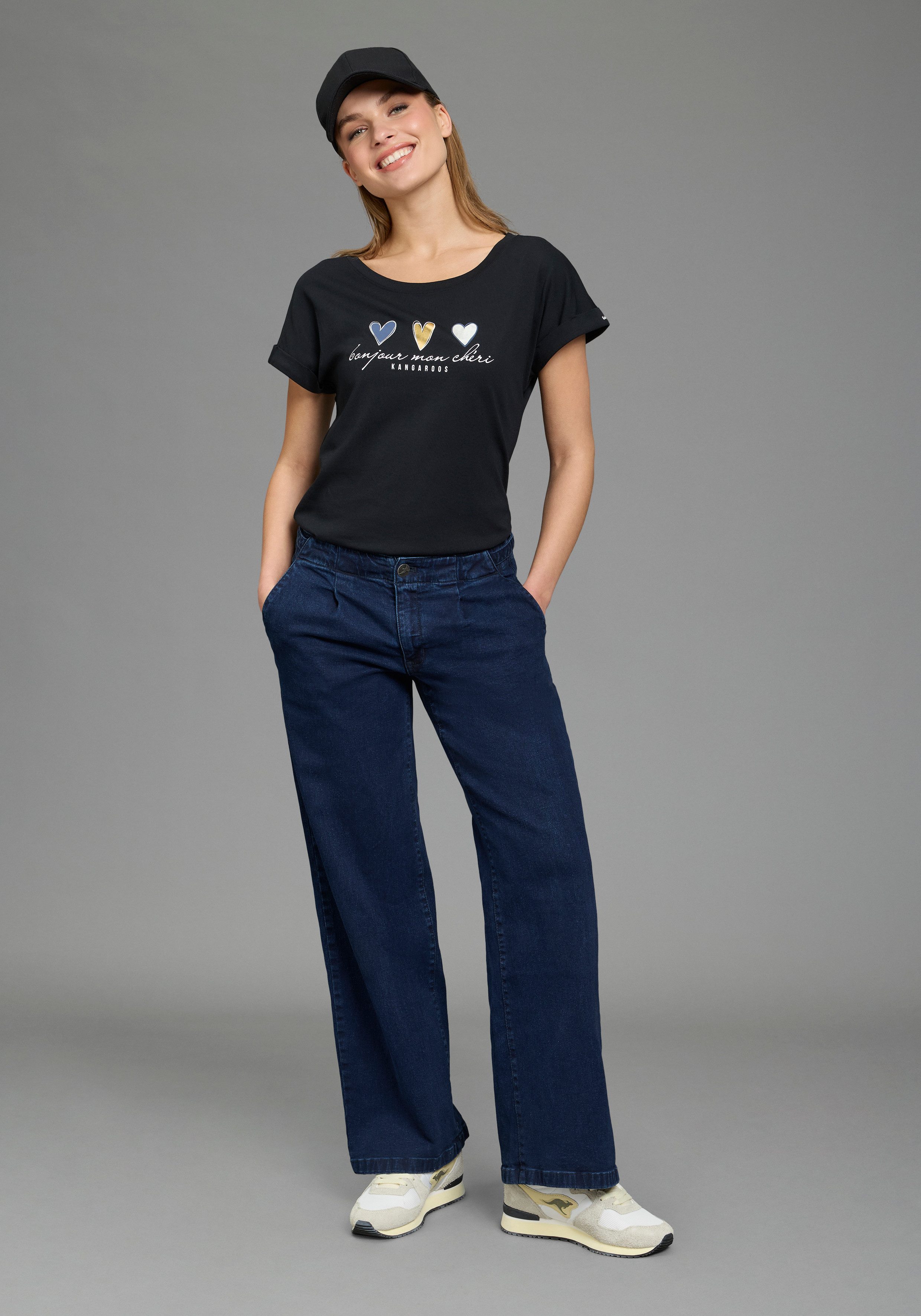 KangaROOS Kurzarmshirt mit süßen Herz-Logodruck – Bild 5 von 5