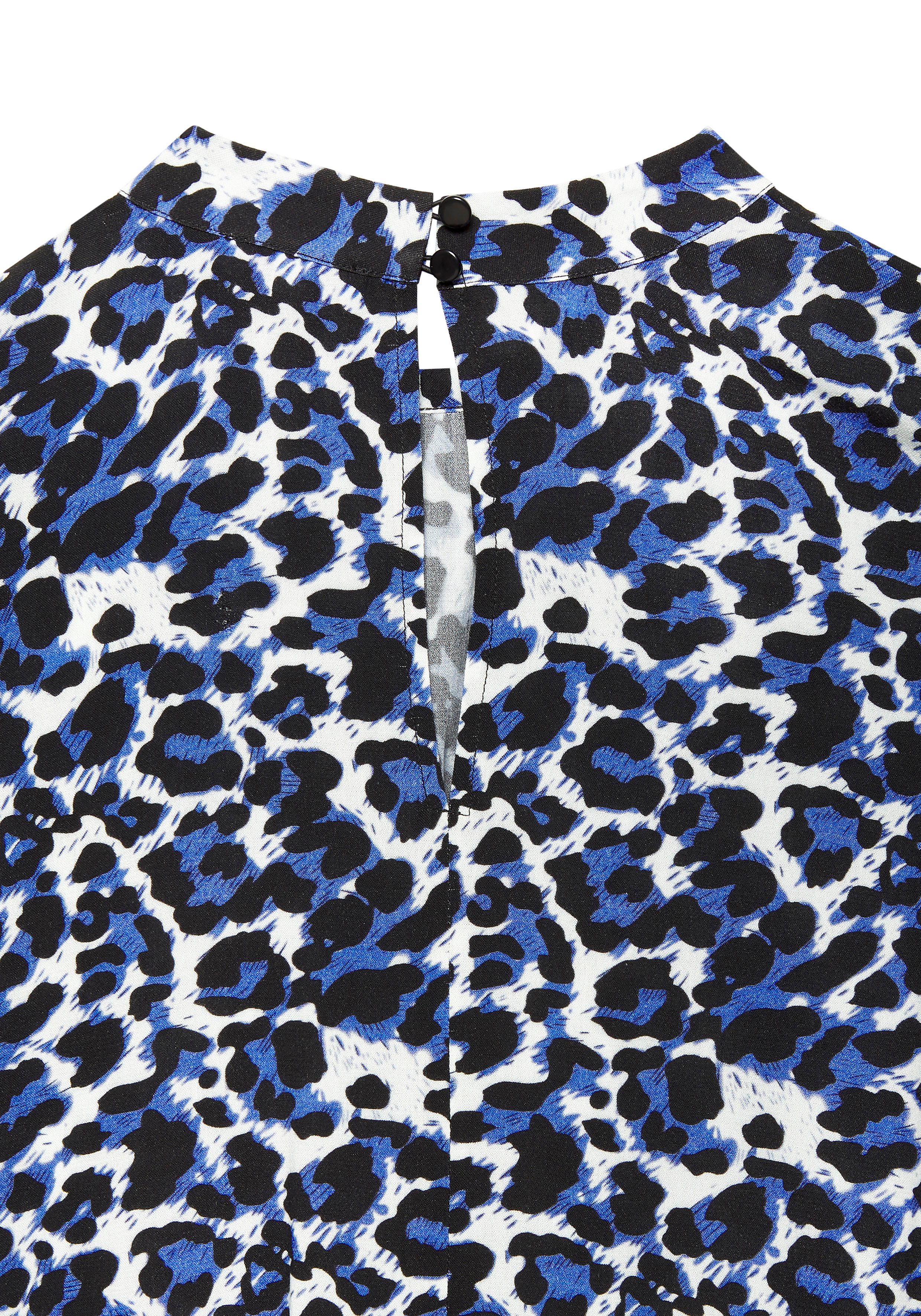 LASCANA Kurzarmbluse mit Alloverdruck, Damenbluse, sportlich elegant – Bild 5 von 5
