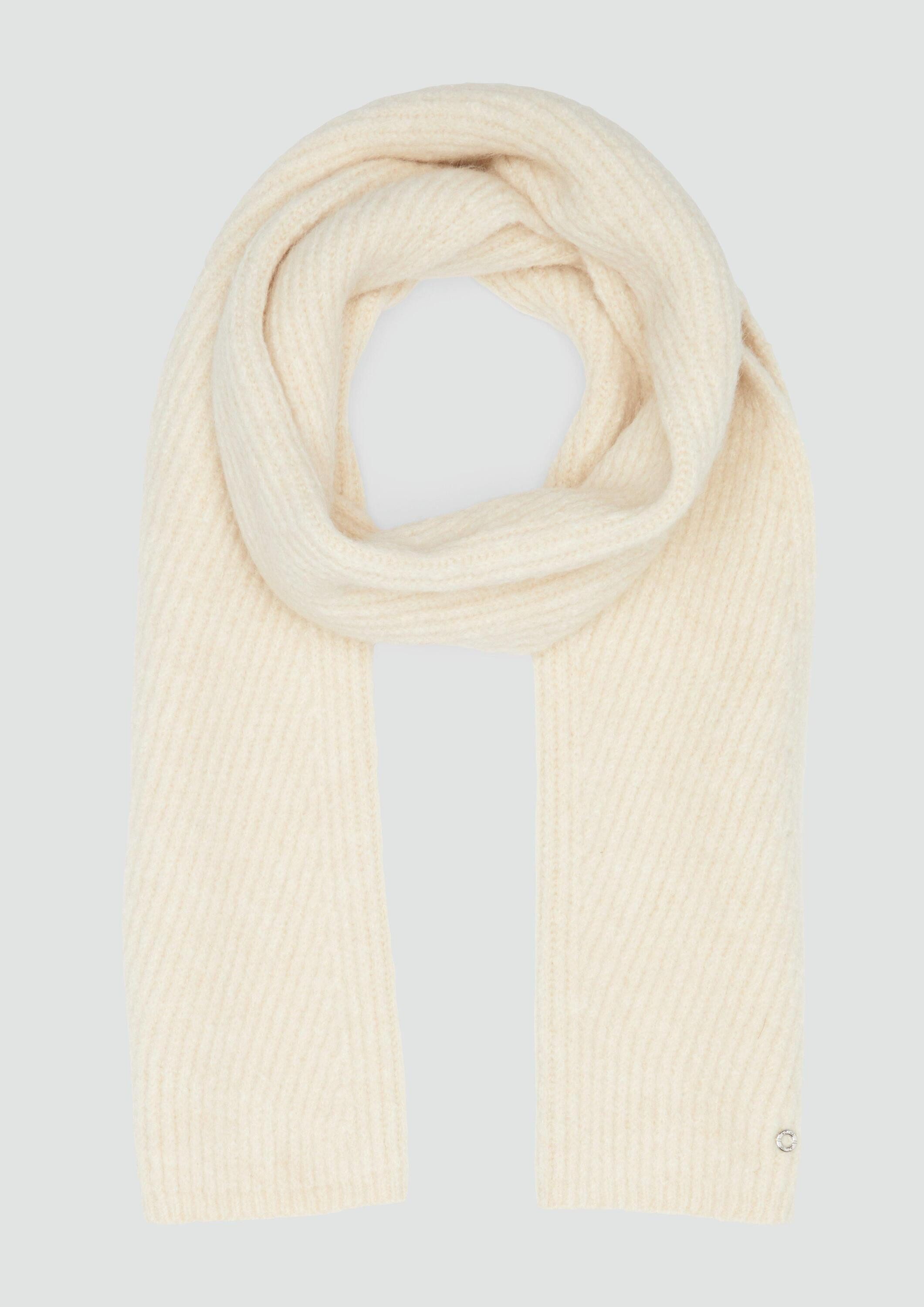 s.Oliver Schal Tuch, Strick-Schal mit Fischgrätenmuster und Logo-Ring günstig online kaufen