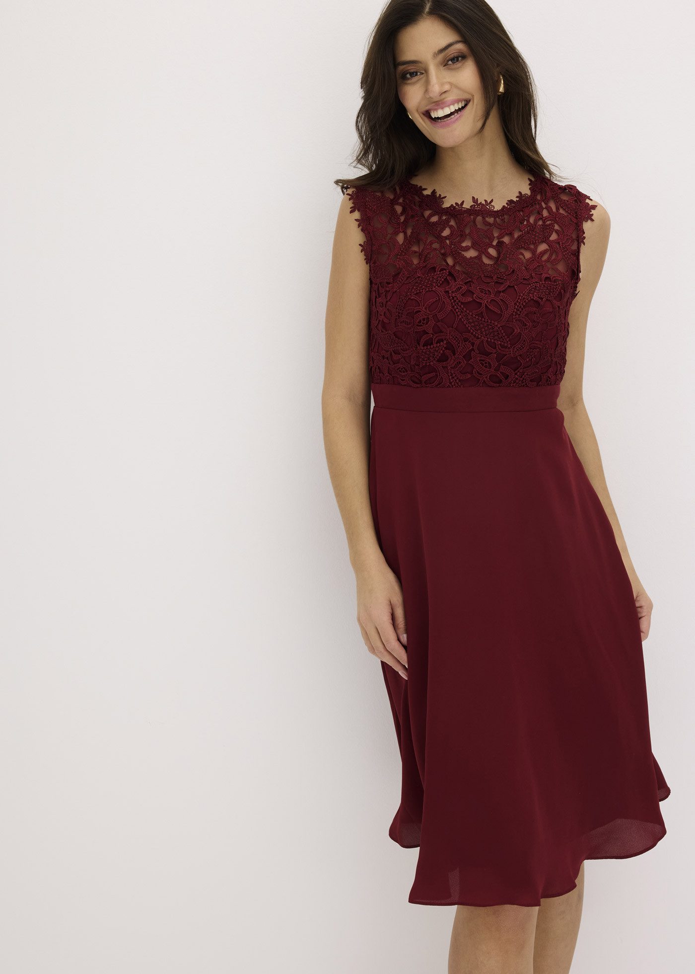 bonprix Minikleid (1-tlg) für besondere Anlässe, aus Polyester, taillierte günstig online kaufen