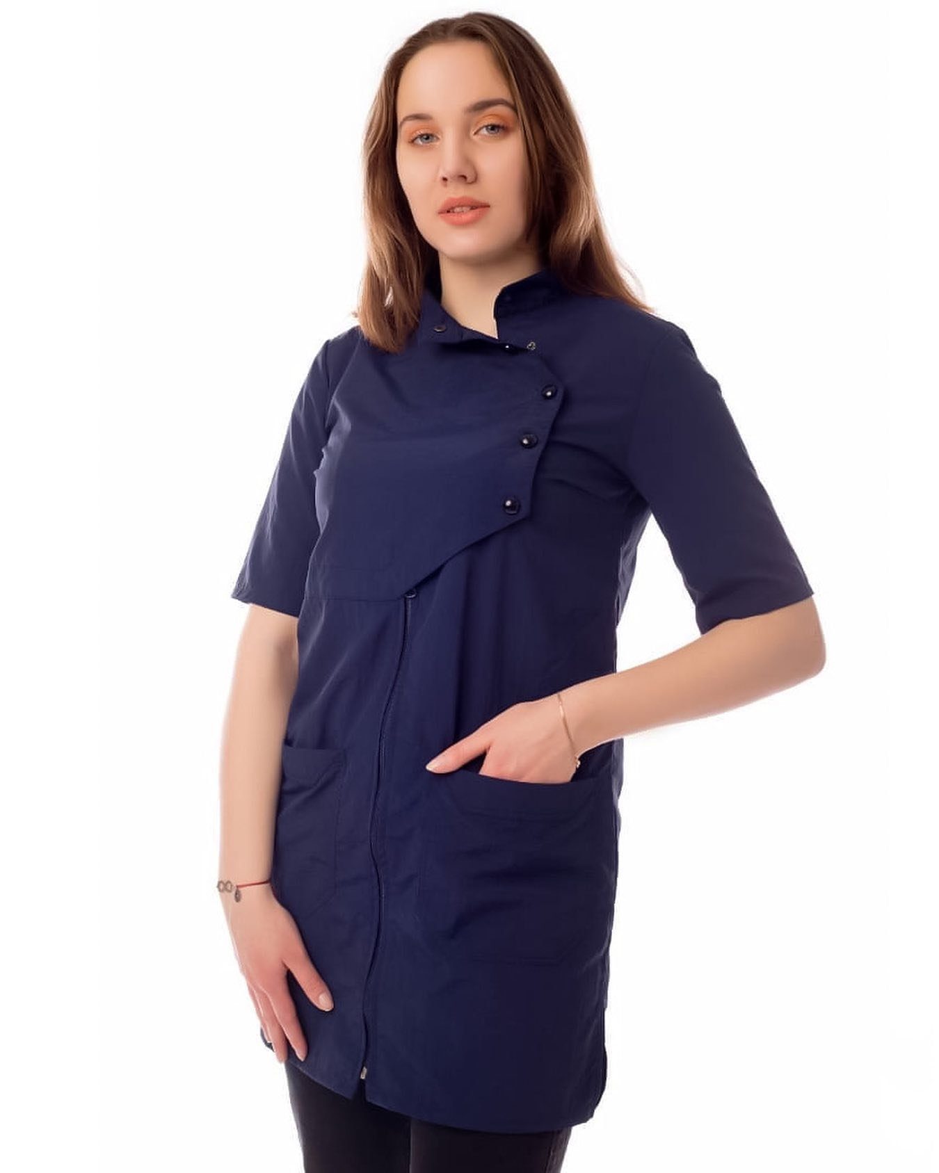 STM Company Халатschürze Kasack Plank mit asymmetrischen Schnitt, (mit Taschen, 1/2 Ärmel), für Friseure, Kosmetikerinnen, Beauticians