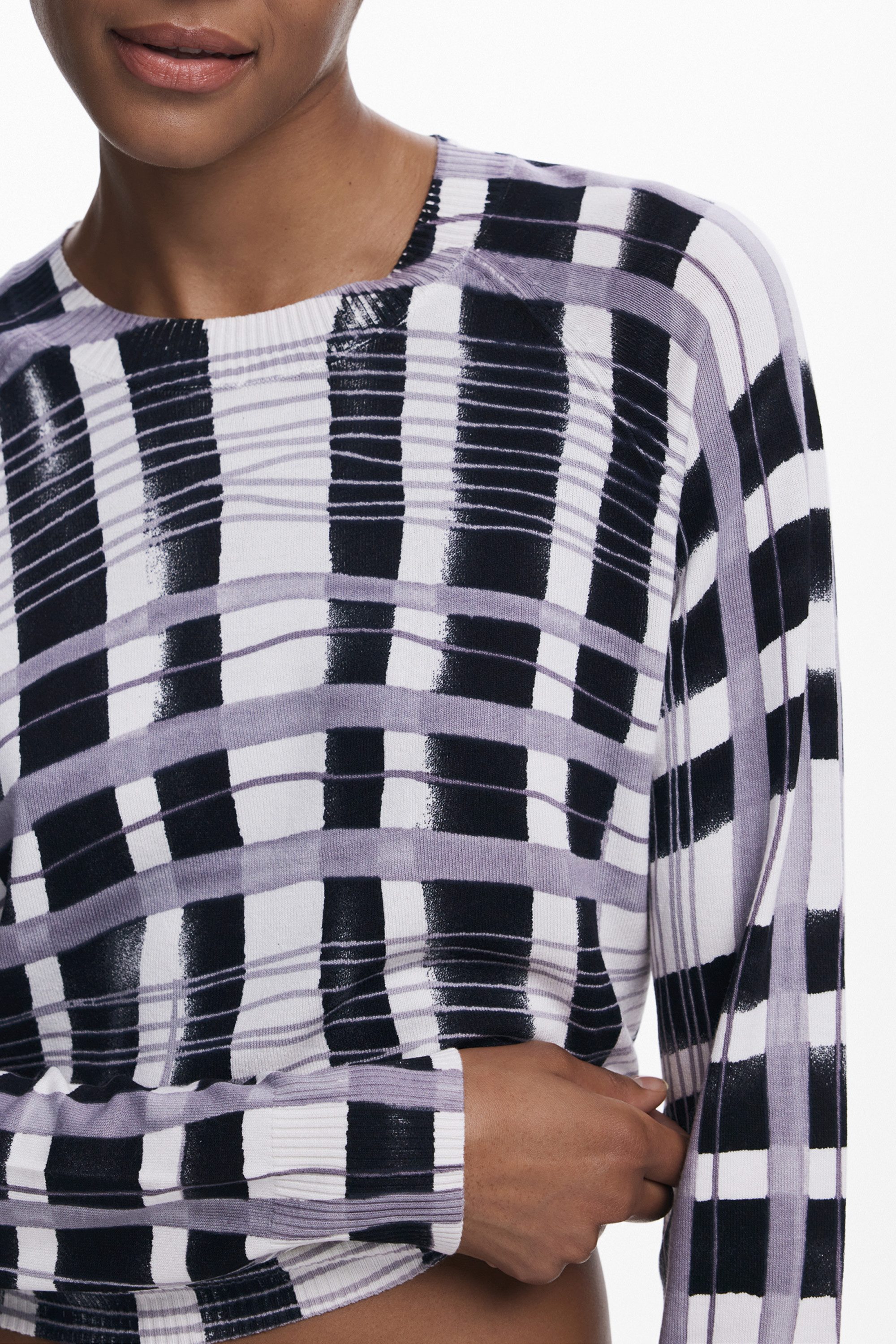 Desigual Strickpullover Weißer Damenpullover: Langarmshirt mit Details und Rundhalsausschnitt