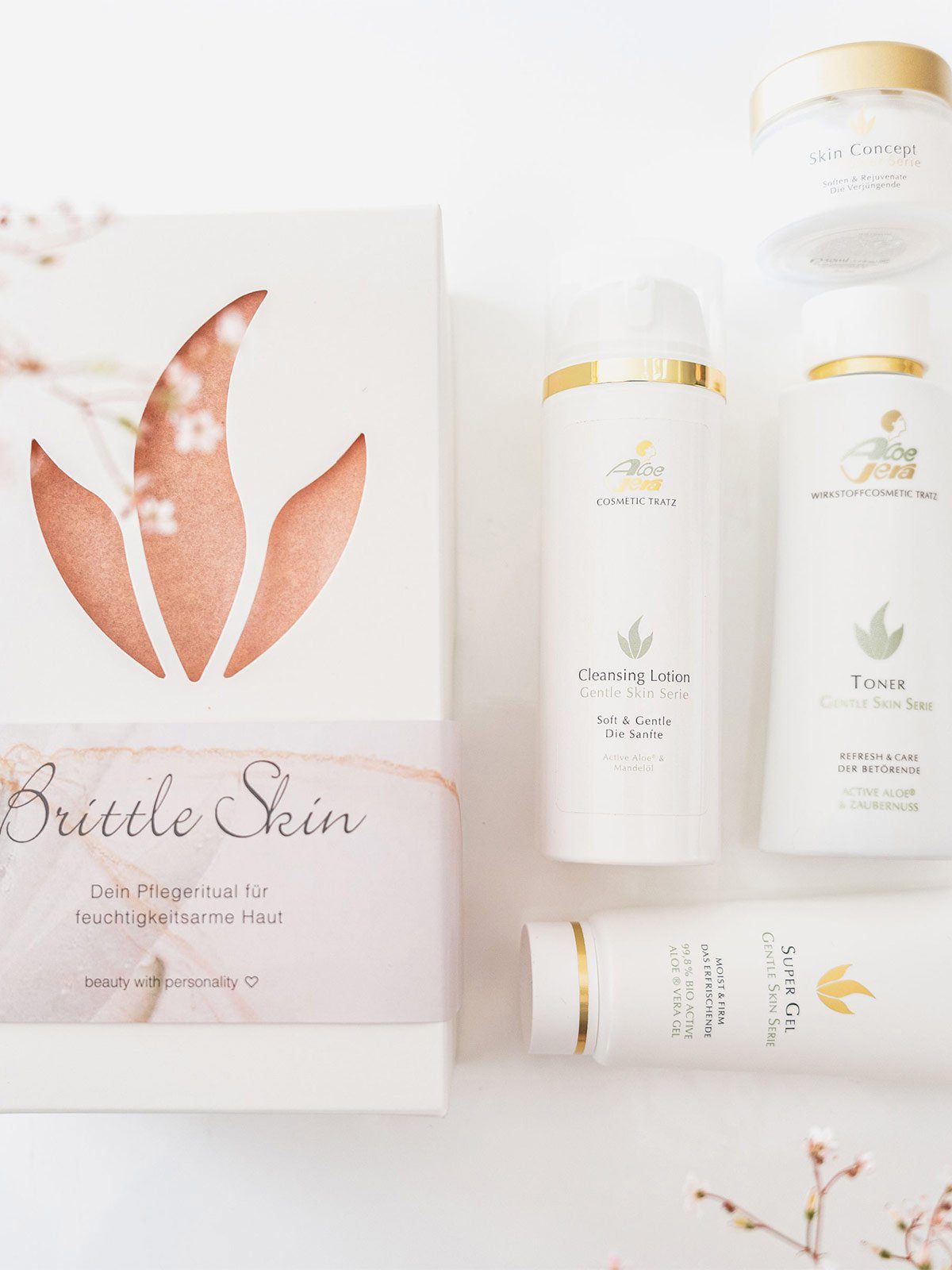 Aloe Vera Cosmetic Tratz Gesichtspflege-Set Feuchtigkeitsarme Haut Pflegeset Brittle Skin, 4-tlg.