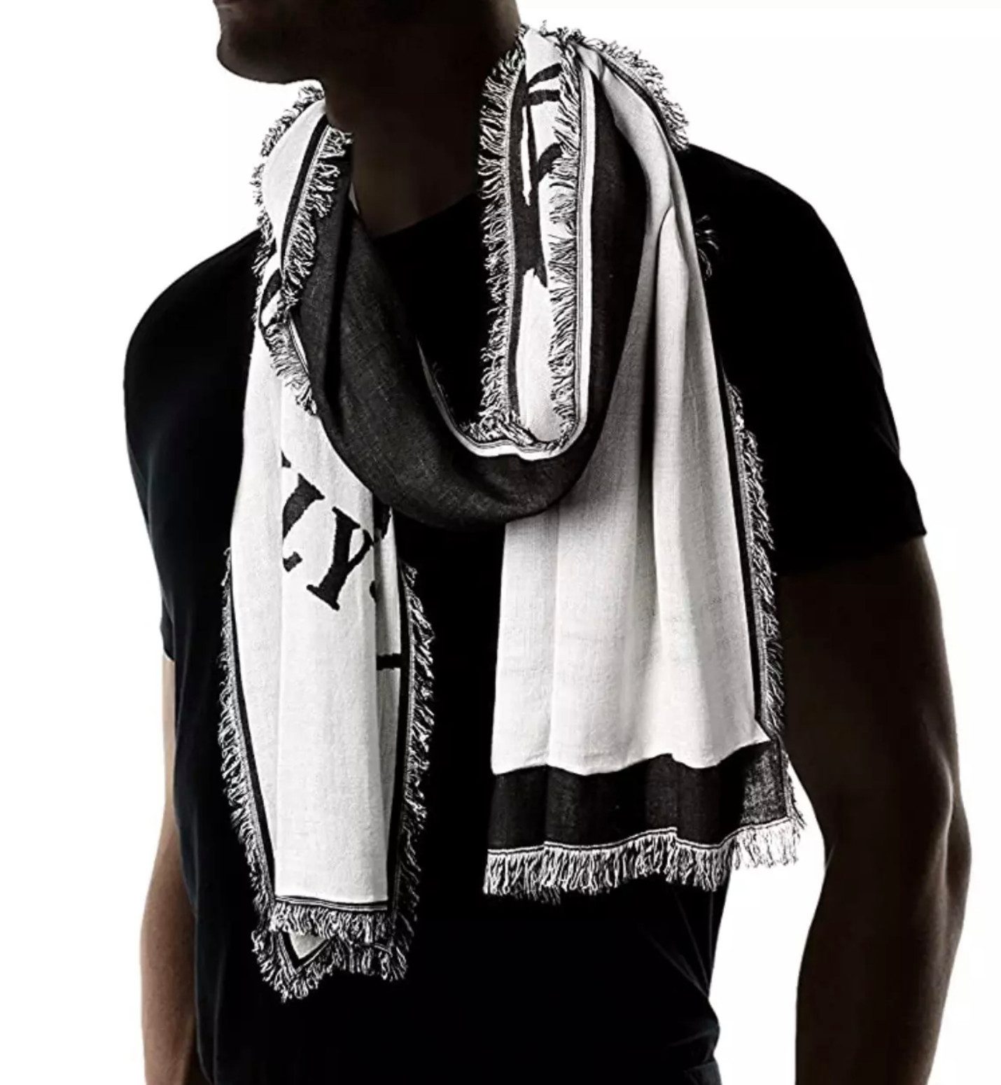 Diesel Strickschal Salfindian Schal Stola mit Skull Logo, Fransen, kontrastreiches Design, großer Logo-Print – Bild 5 von 5