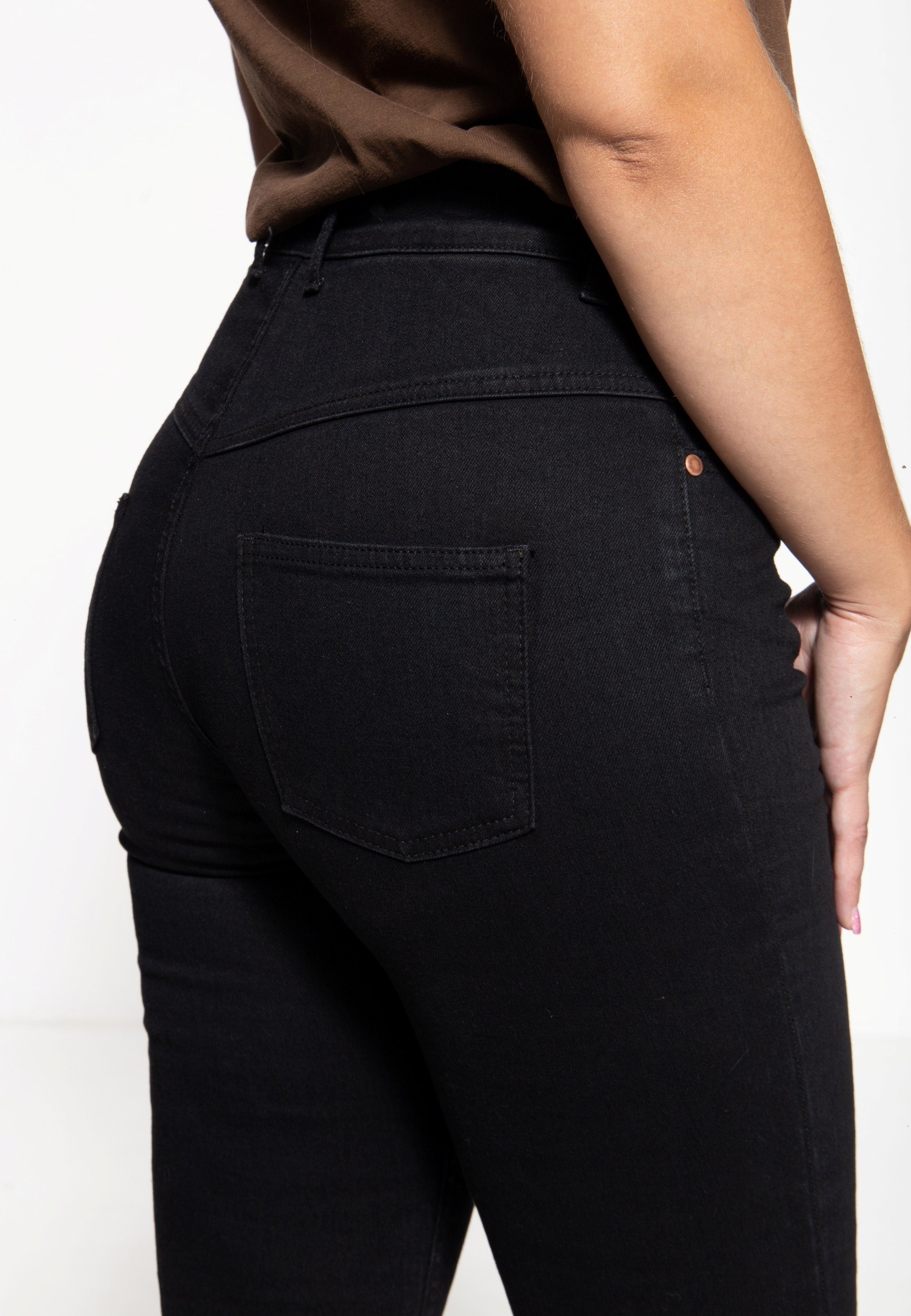 QueenKerosin Slim-fit-Jeans Design Betty 5-Pocket im