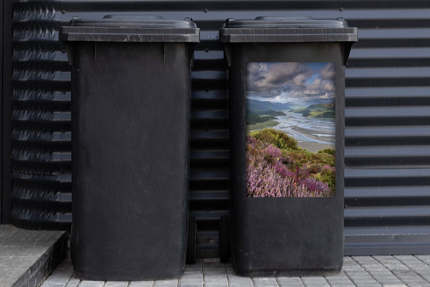 MuchoWow Abfalbehälter Wunderschöne Himmel Mülltonne, (1 einzigartiger Wandsticker ein Blumen in und Mülleimer-aufkleber, Container, Snowdonia Sticker, St),