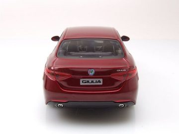 Bburago Modellauto Alfa Romeo Giulia 2016 rot metallic Modellauto 1:24 Bburago, Maßstab 1:24