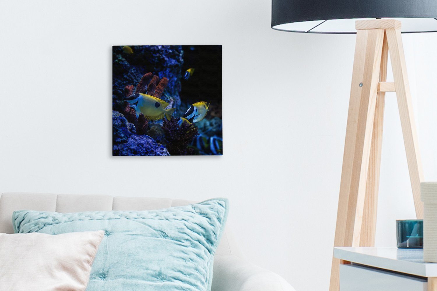 Singapur., Leinwandbild einem (1 Wohnzimmer OneMillionCanvasses® Aquarienfische Leinwand in St), Bilder in Aquarium für Schlafzimmer