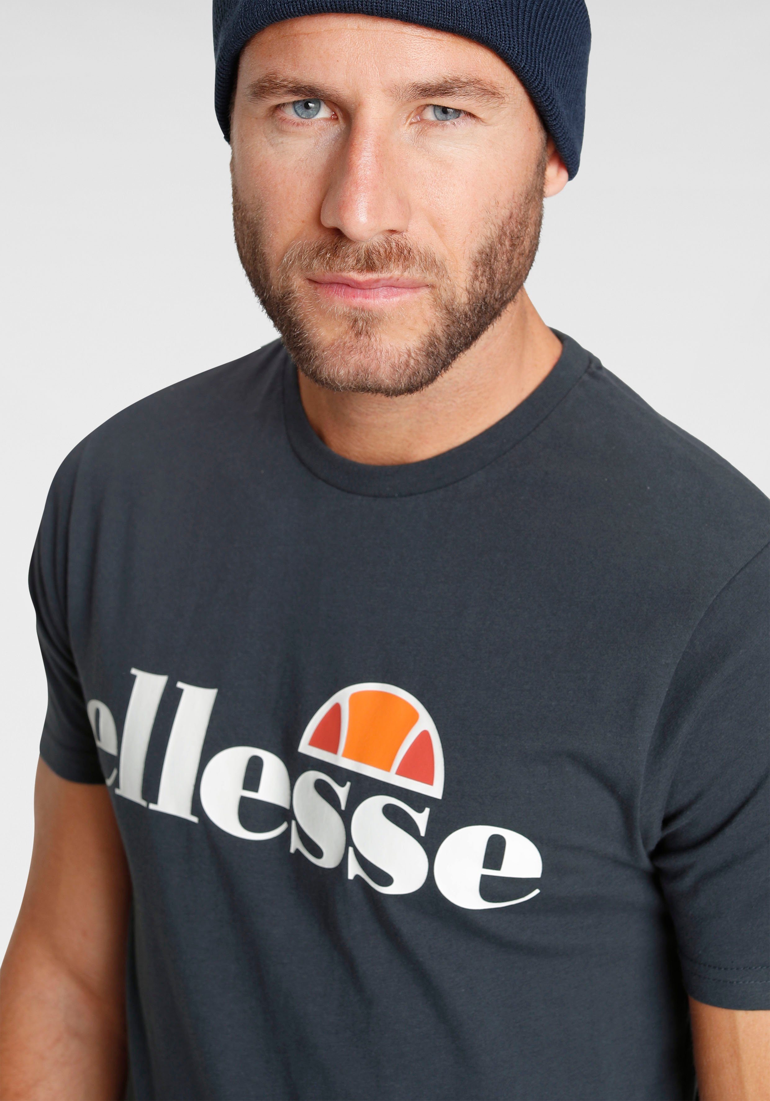 Ellesse T-Shirt SL PRADO TEE mit Logodruck, Kurzarm, schmale Basic-Passform, hüftlange Schnittform