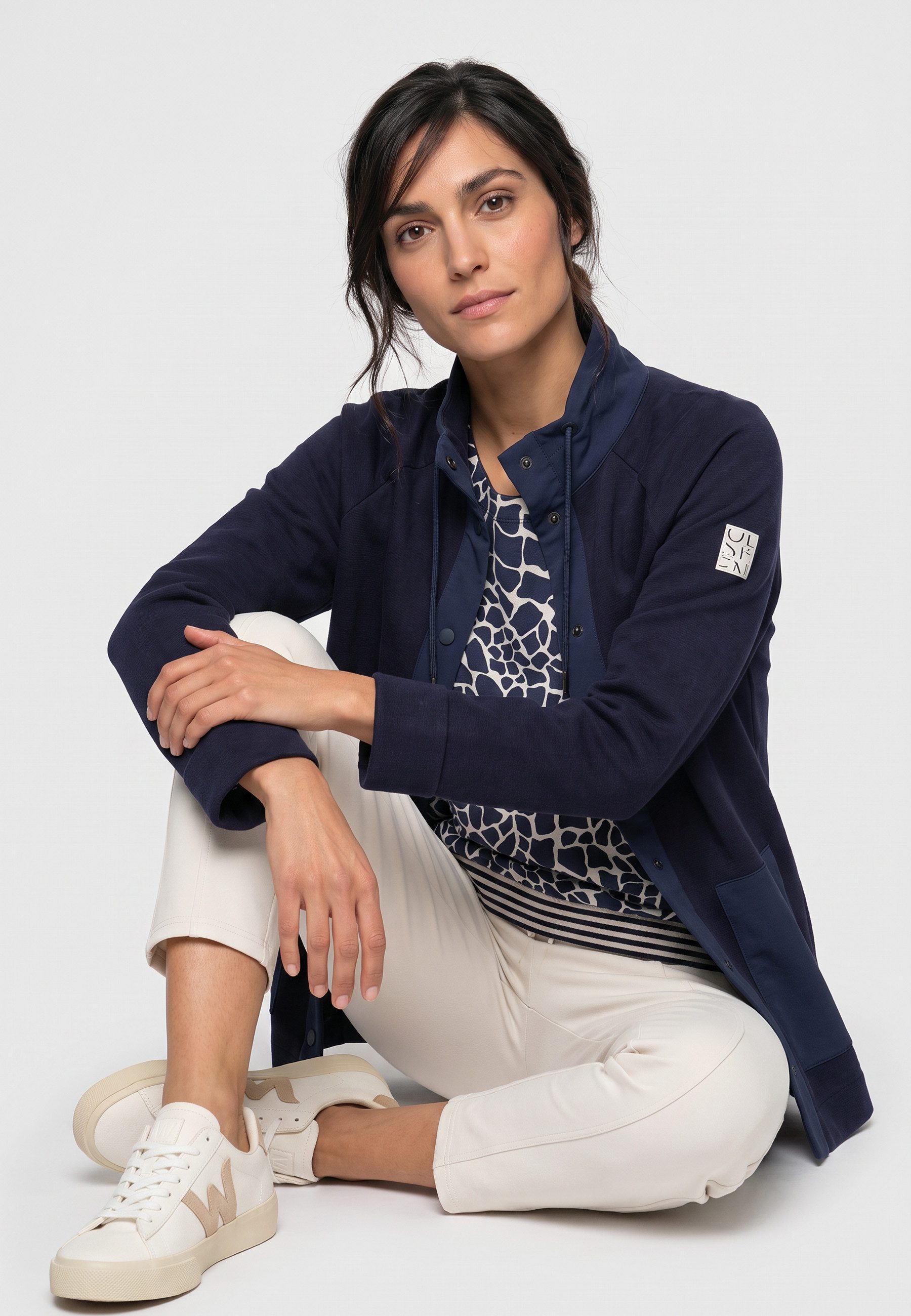 Olsen Cardigan mit Stehkragen und Raglanärmeln – Bild 5 von 5