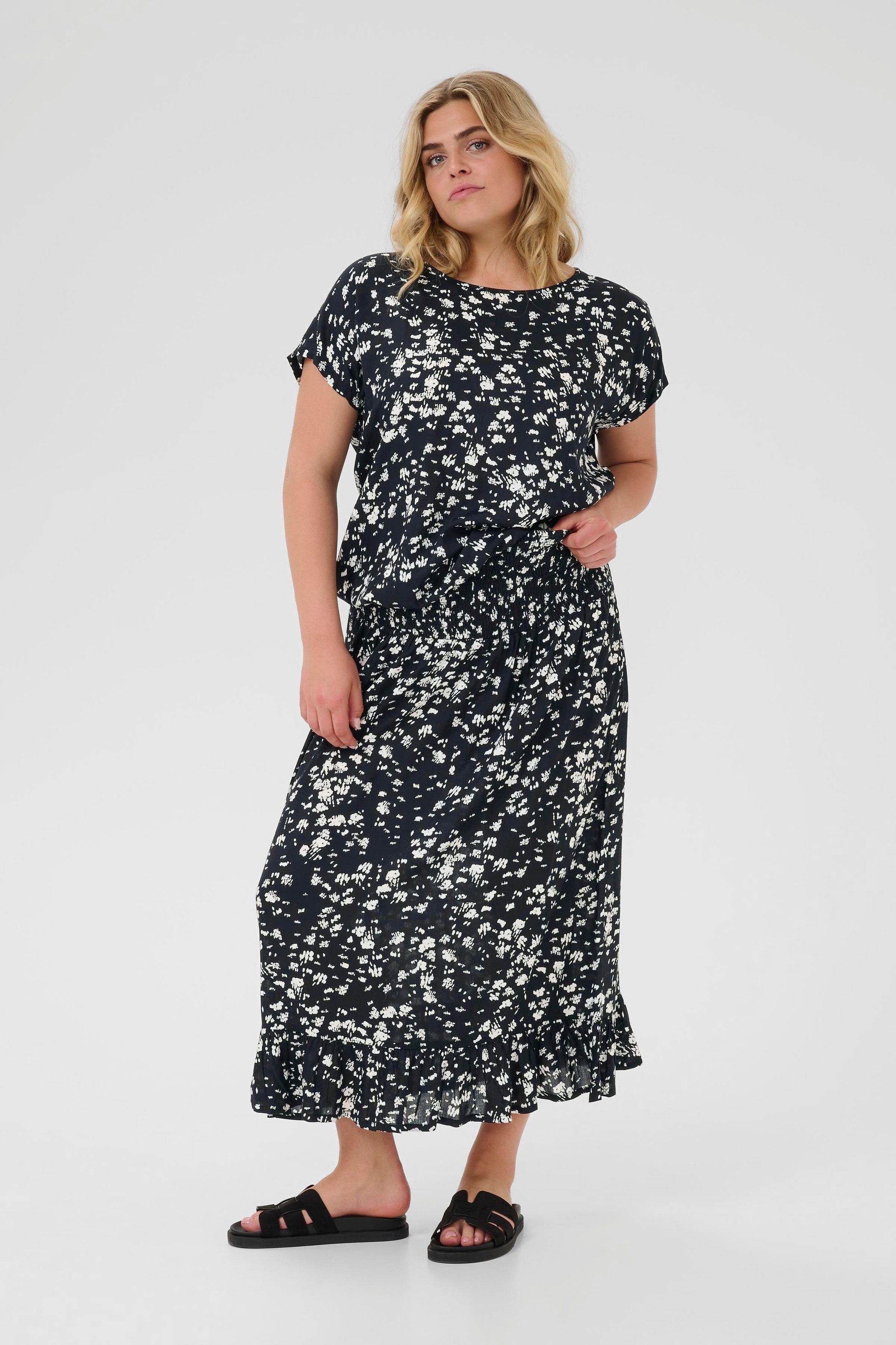 KAFFE Curve Kurzarmbluse Kurzarm-Bluse KCbella Große Größen