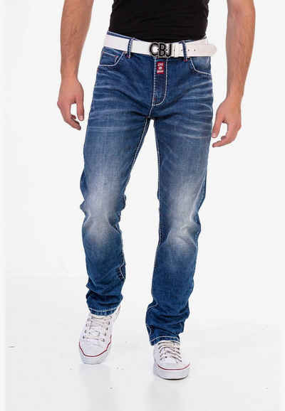 Cipo & Baxx Straight-Jeans im klassischen 5-Pocket-Style