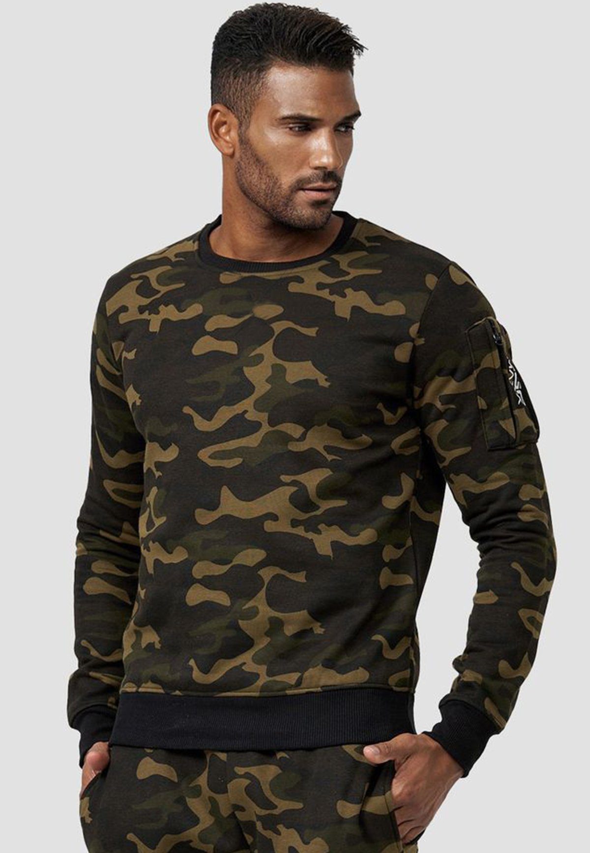 Egomaxx Sweatshirt Sweatshirt Pullover ohne Kapuze mit Armtasche 4240 in Camo Grün