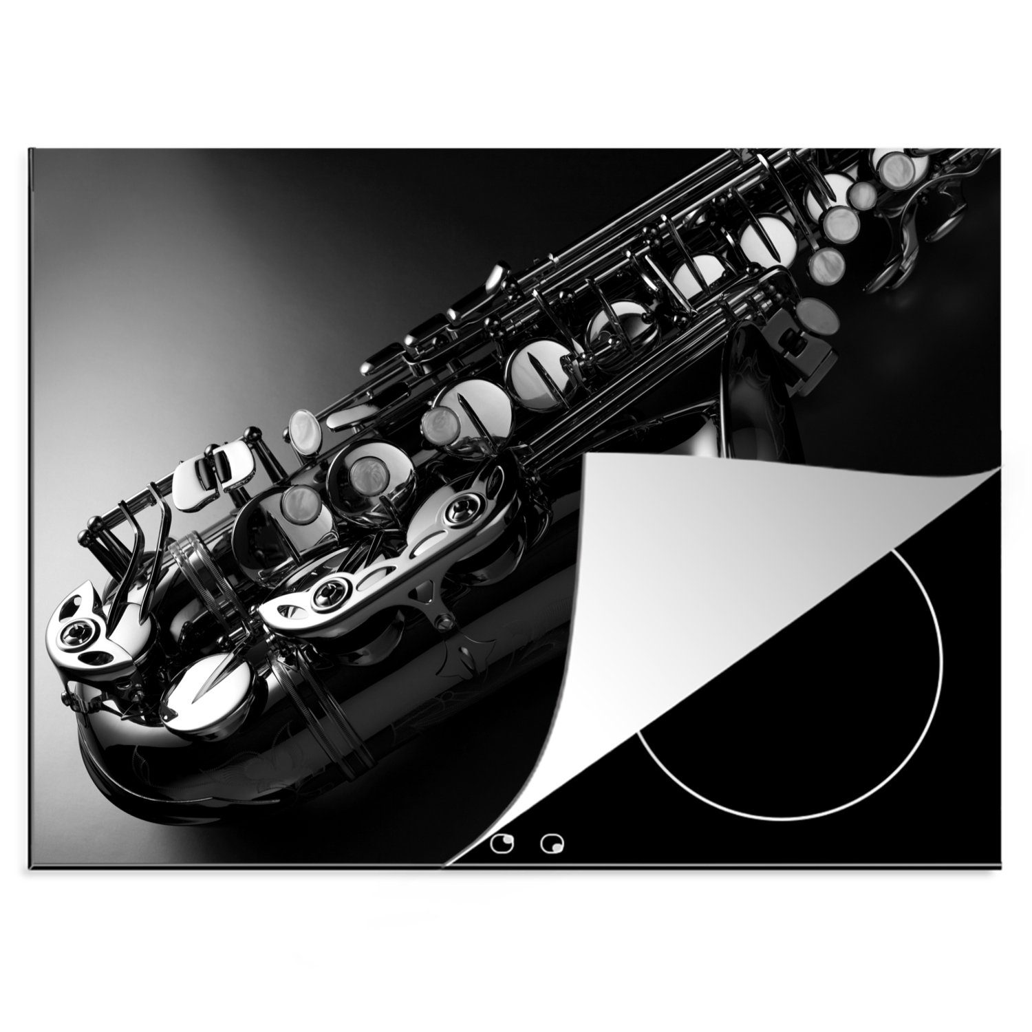 MuchoWow Herdblende-/Abdeckplatte Nahaufnahme eines Saxophons - schwarz und weiß, Vinyl, (1 tlg), 70x52 cm, Mobile Arbeitsfläche nutzbar, Ceranfeldabdeckung