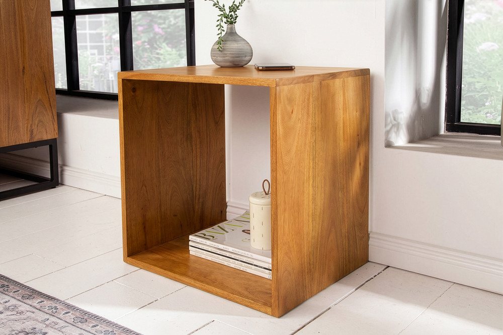 riess-ambiente Beistelltisch MAKASSAR 45cm natur - Mango-Massivholz, honey finish, Handgefertigt (Einzelartikel, 1-St), Lackiertes Regal - ideal für retro Wohn- und Schlafzimmer oder Flur