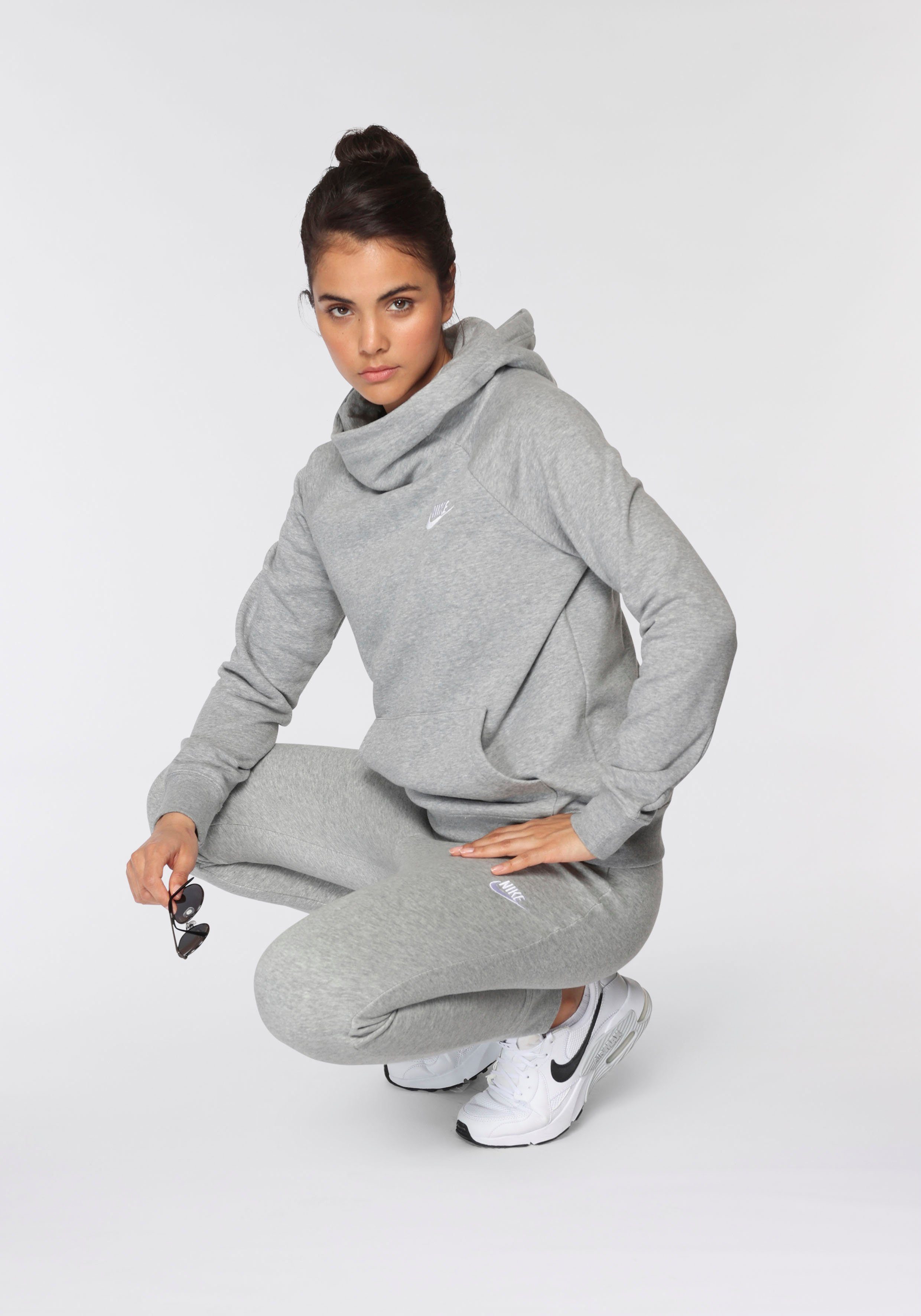 Nike Sportswear Kapuzensweatshirt ESSENTIAL WOMENS FUNNEL-NECK FLEECE grau-meliert