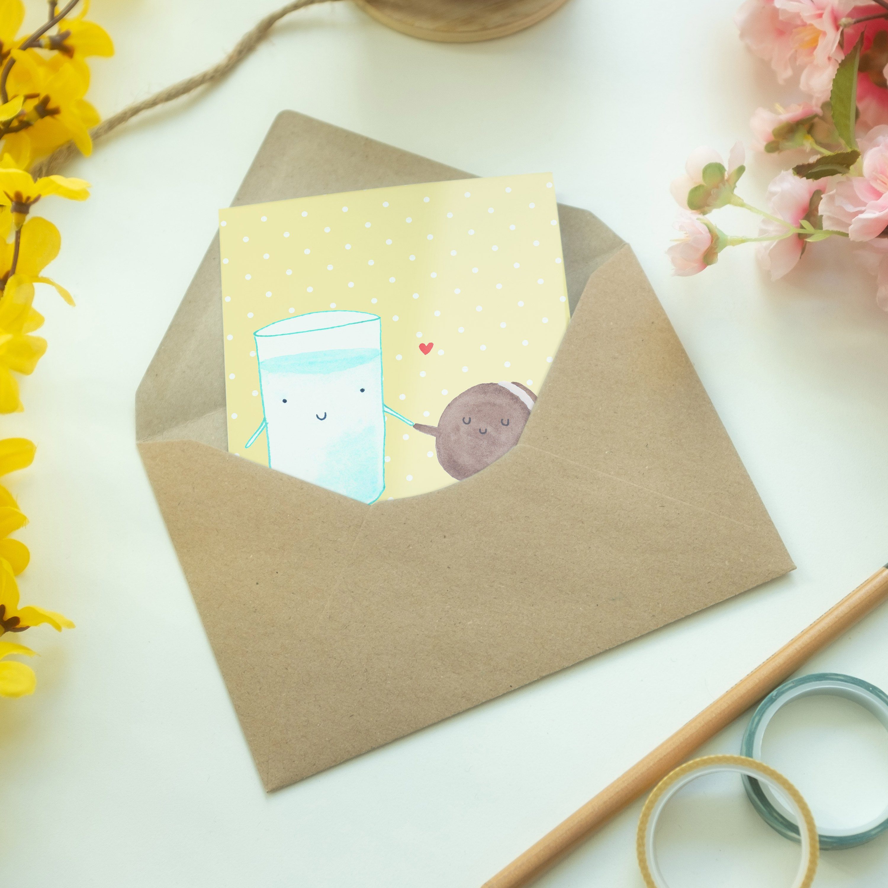 Grußkarte Mr. - Geschenk, & Hochzeitskarte, Gelb Mrs. Milch - & Glückwunschka Pastell Keks Panda