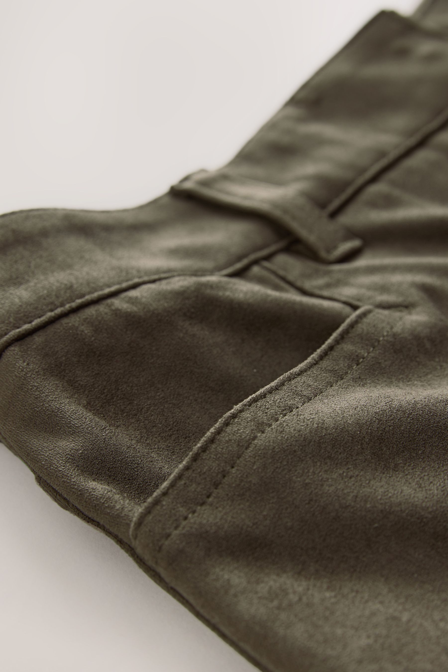 Next Lederhose Straight Fit Hose aus Velours-Kunstleder (1-tlg)