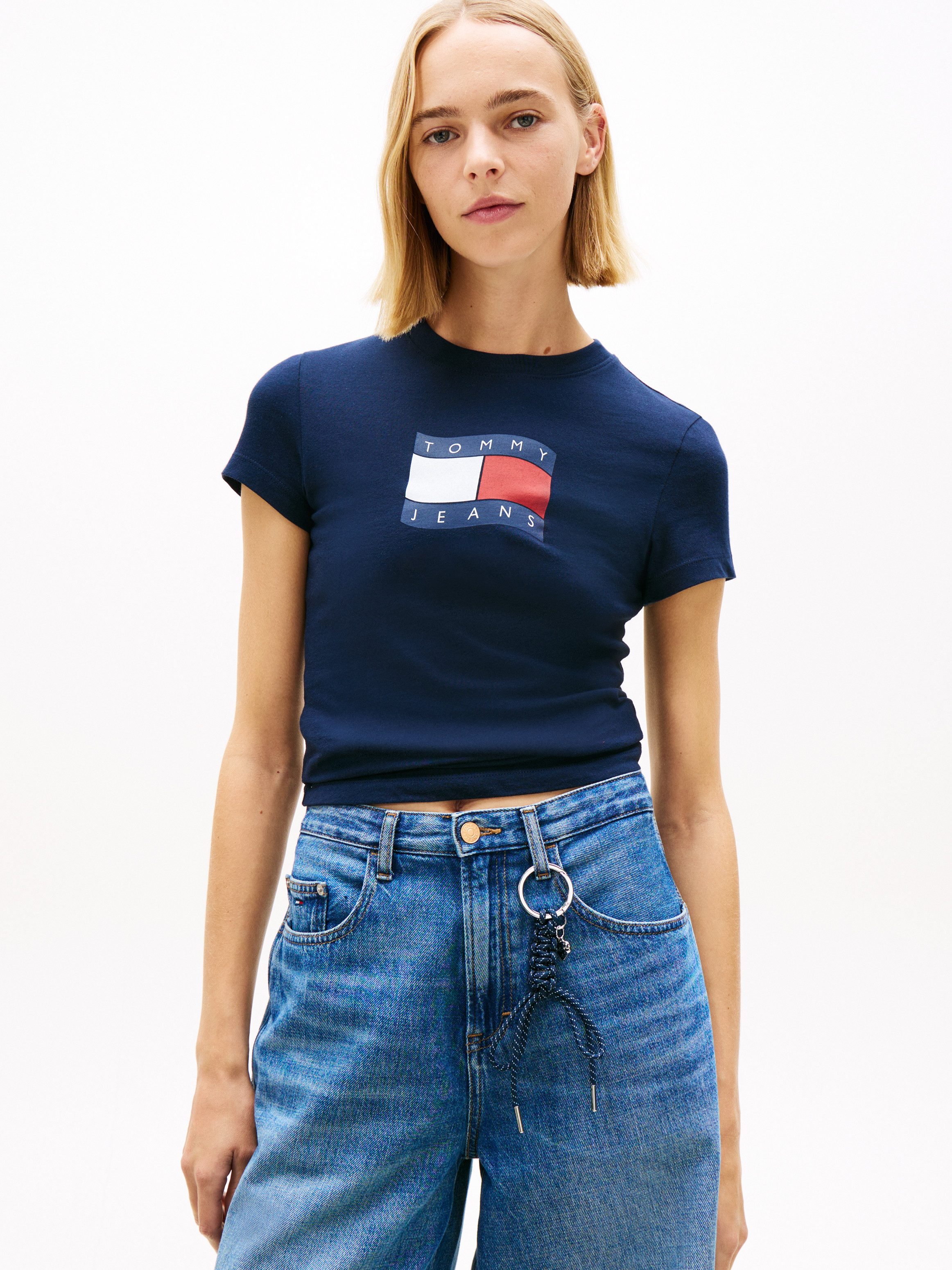 Tommy Jeans T-Shirt TJW SLIM WAVY FLAG TEE EXT mit Rundhalsausschnitt