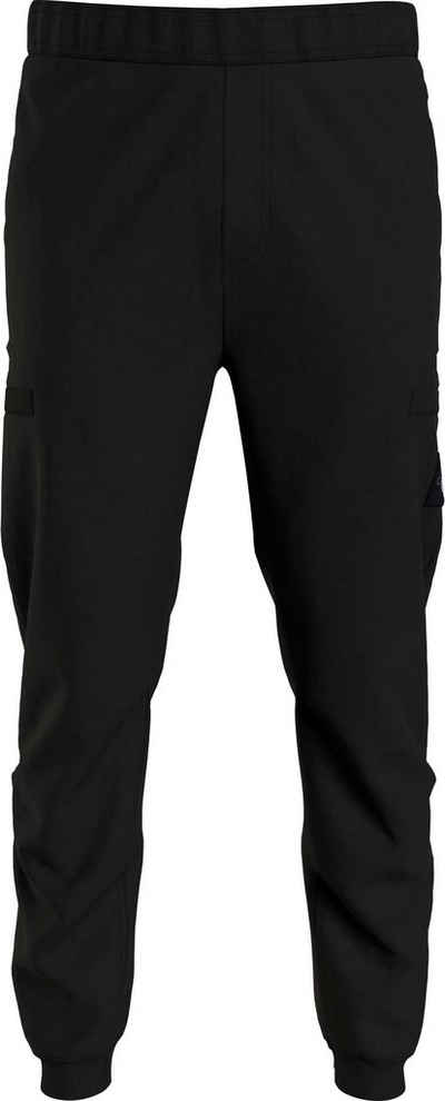 Calvin Klein Jeans Jogginghose BADGE ELASTIC TRIM WOVEN PANT mit Calvin Klein Logo-Badge auf dem Bein