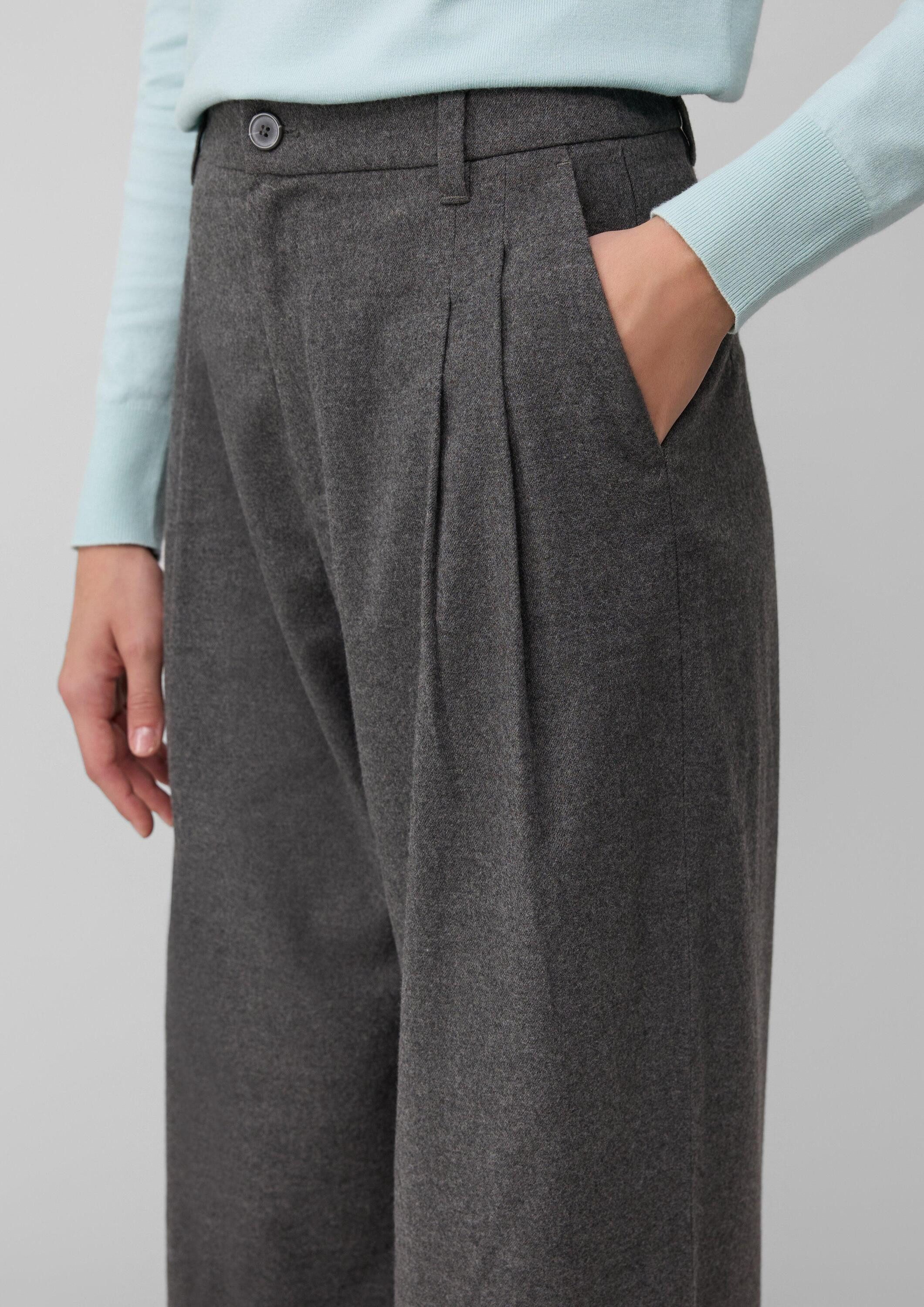 s.Oliver Chinos Hose Flanell-Hose mit Bundfalten und weitem Bein
