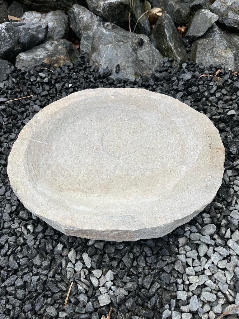 IDYL Vogeltränke Sandstein Skulptur Vogeltränke