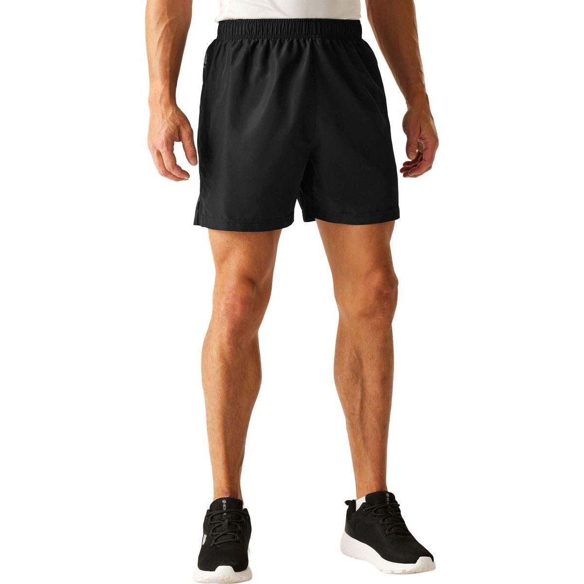 Dare2b Shorts Surrect Short Wasserabweisende Herren-Shorts mit UV-Schutz, reflektierenden Details