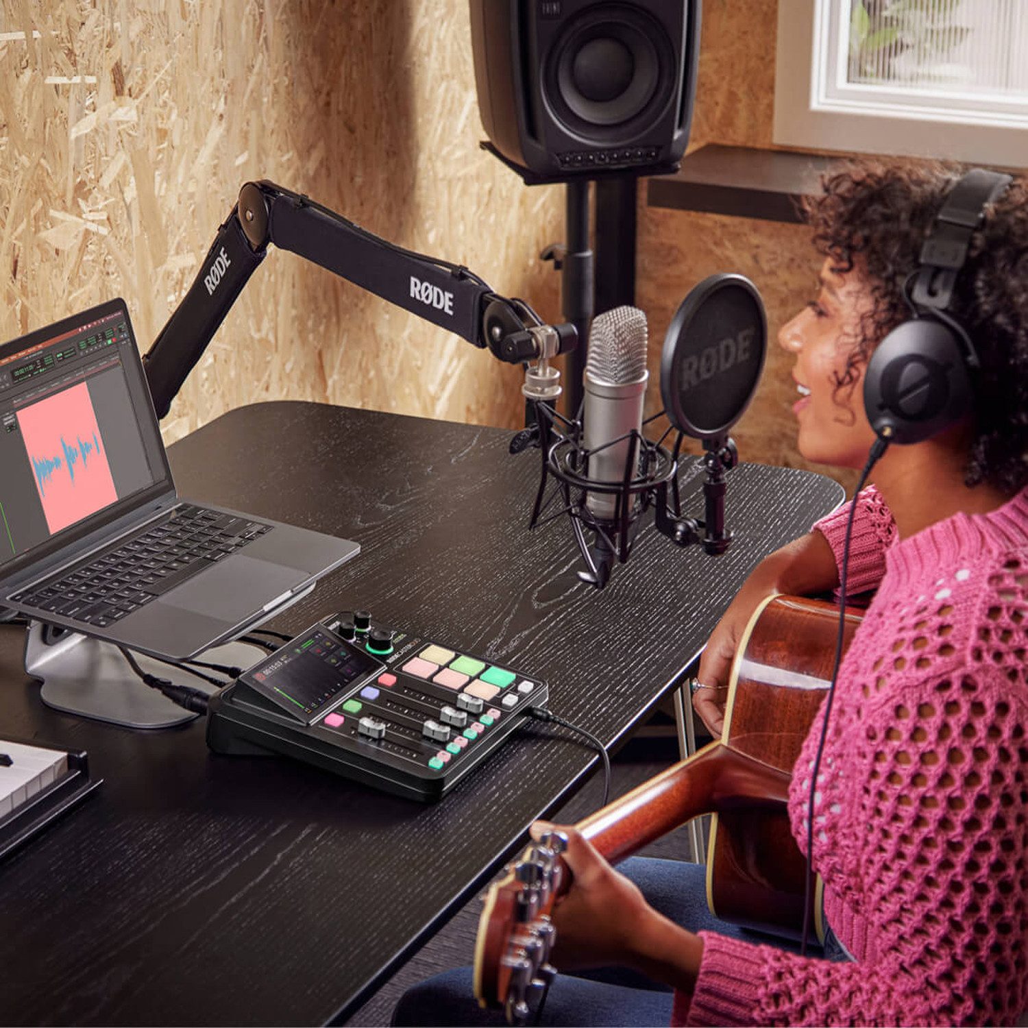 RØDE Rode Rodecaster Duo Mischpult mit Abdeckung und Tuch Digitales Aufnahmegerät