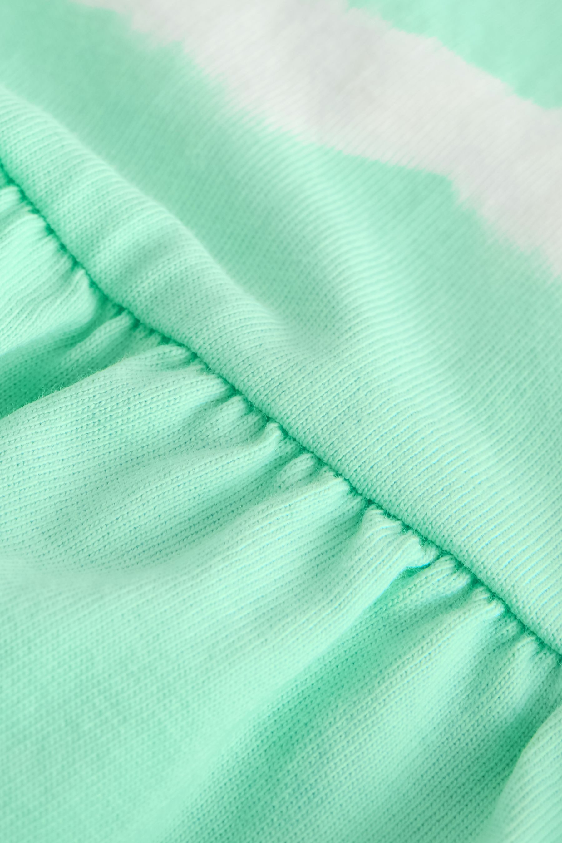 Next Sommerkleid Sommerkleid mit Zierdrehung am Rücken (1-tlg)