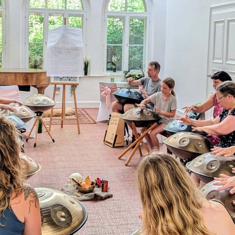 Jochen Schweizer Erlebnisgutschein Handpan Workshop Imsweiler, Entdecke deinen Rhythmus im Handpan Workshop