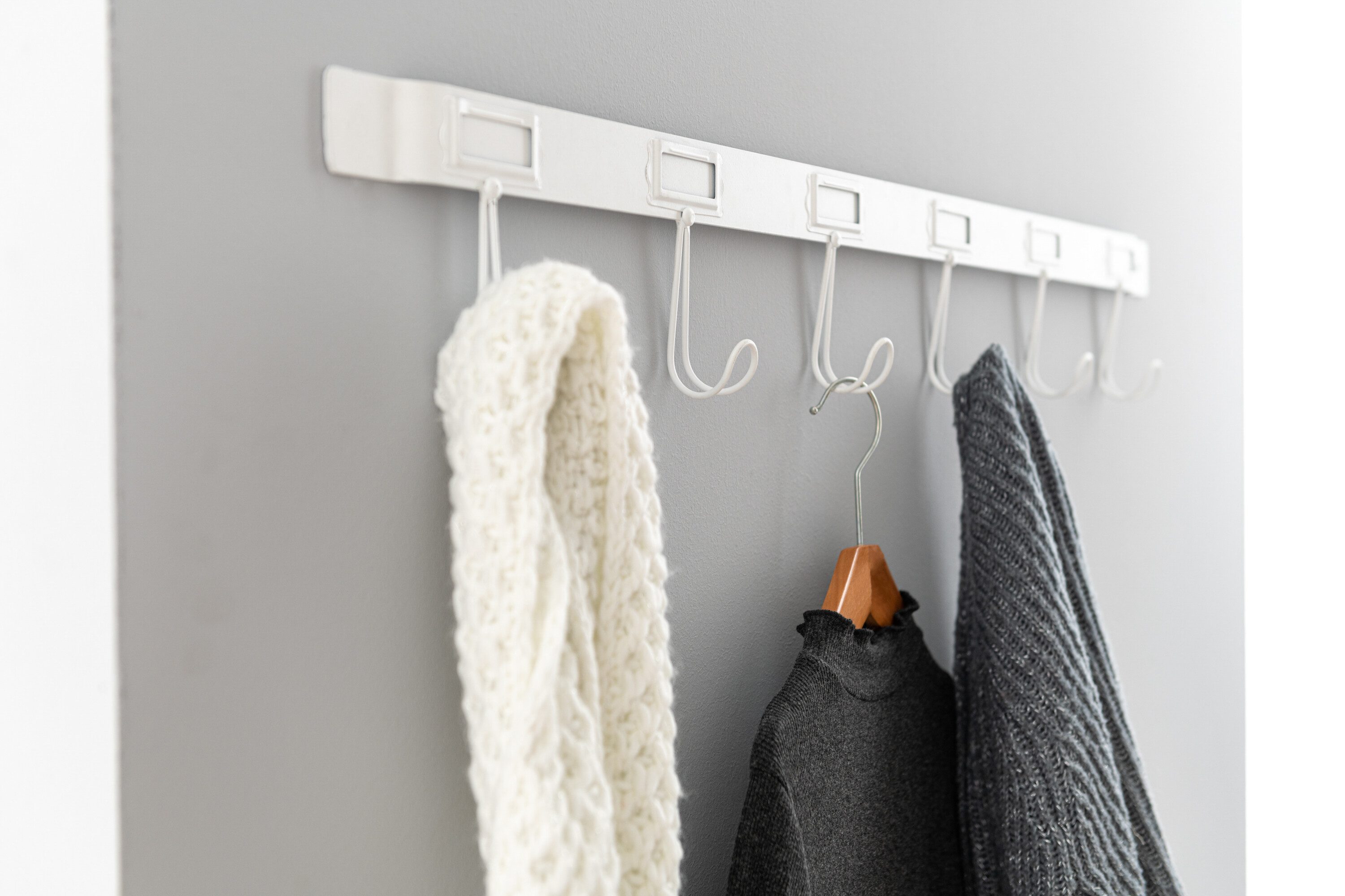 J-line Garderobenleiste Garderobe 6 Haken Metall Weiß Large
