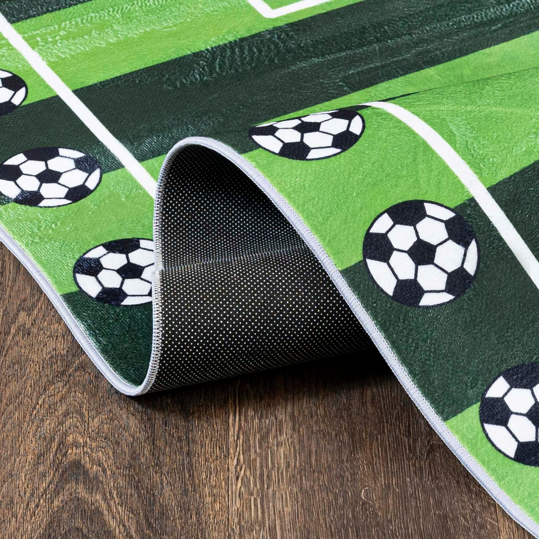 Mazovia Kinderteppich Kinderteppich Spiel Fußballteppich Teppich Kinderzimmerteppich Grün, 80 x 150 cm, Fußbodenheizung, Allergiker geeignet, Rutschfest
