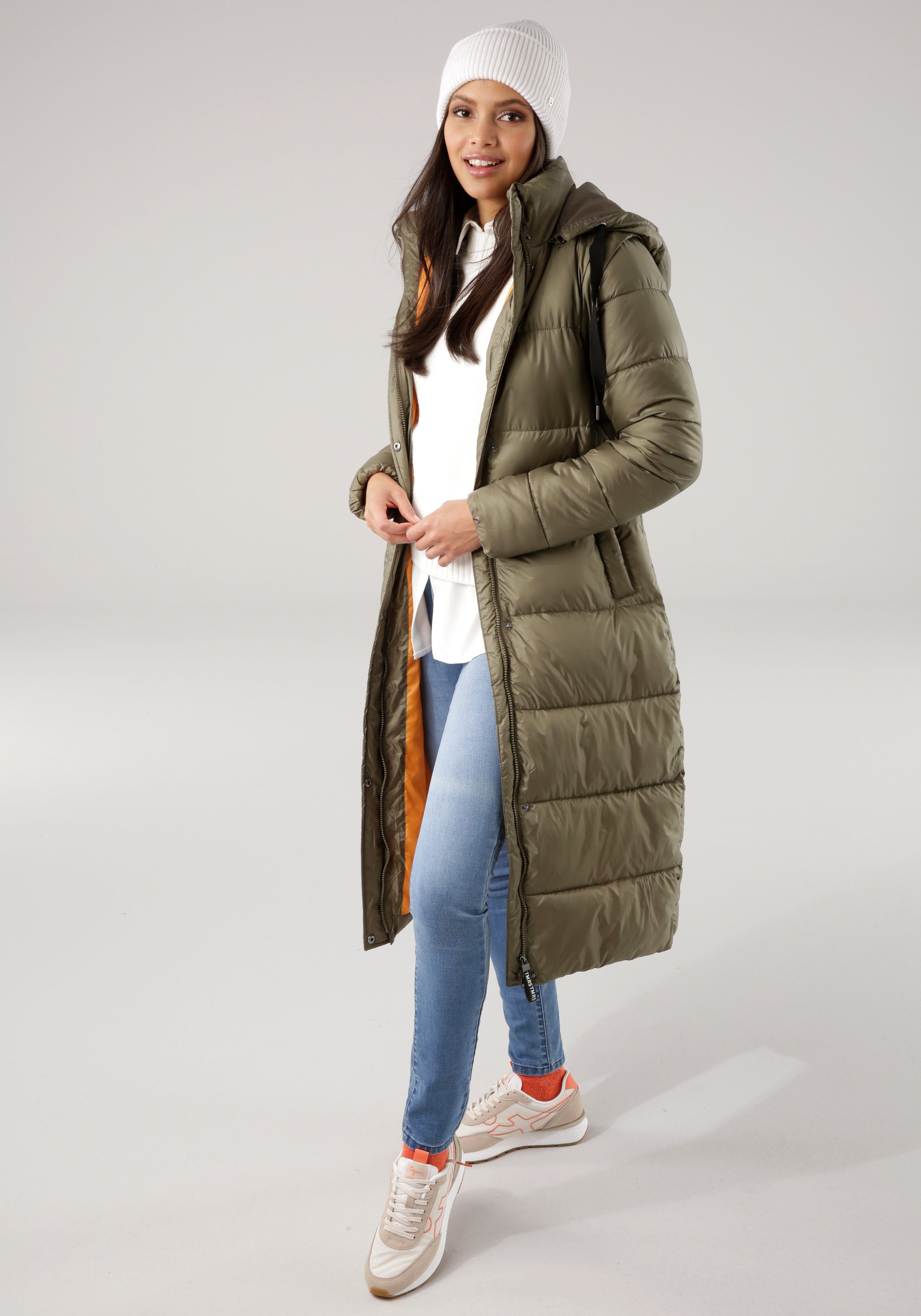 Tamaris Steppmantel mit abnehmbaren Ärmeln und Kapuze - auch tragbar als Weste