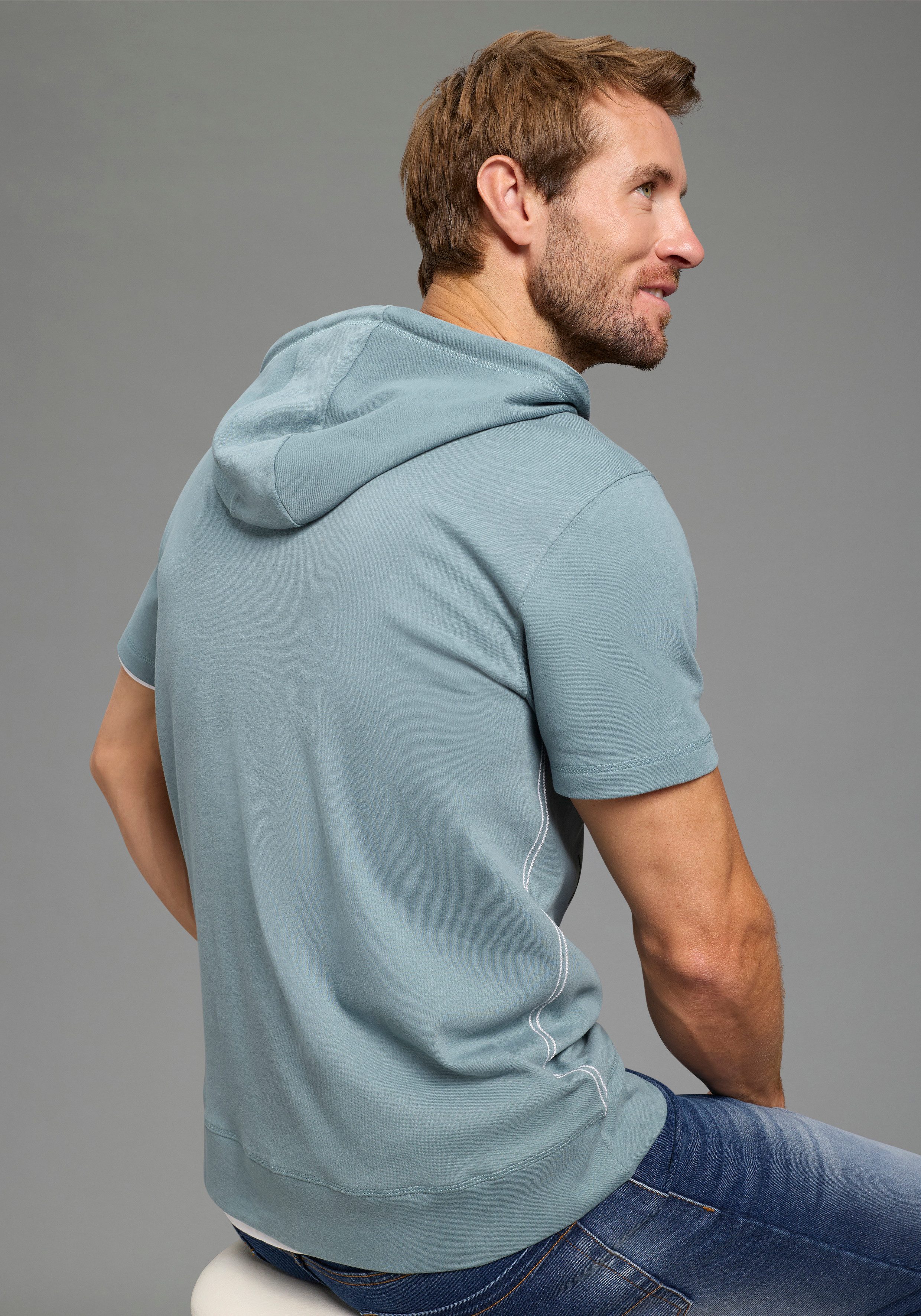 KangaROOS Kapuzenshirt mit Kapuze und angesetztem Bündchen, Halbarm-Design günstig online kaufen