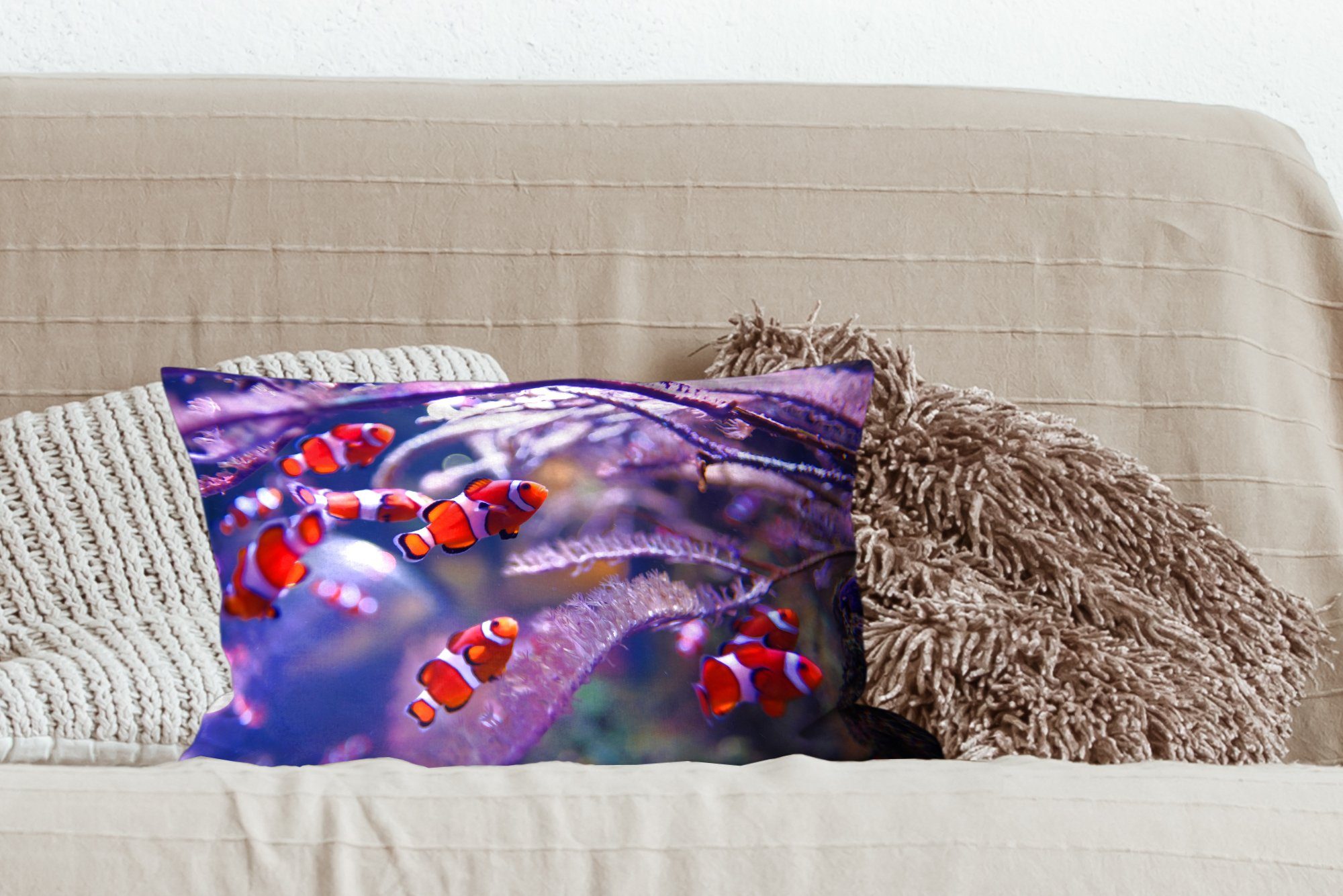 MuchoWow Dekokissen Anemonenfisch Füllung, lila mit Koralle, Dekoration, mit Dekokissen Zierkissen, Wohzimmer Schlafzimmer