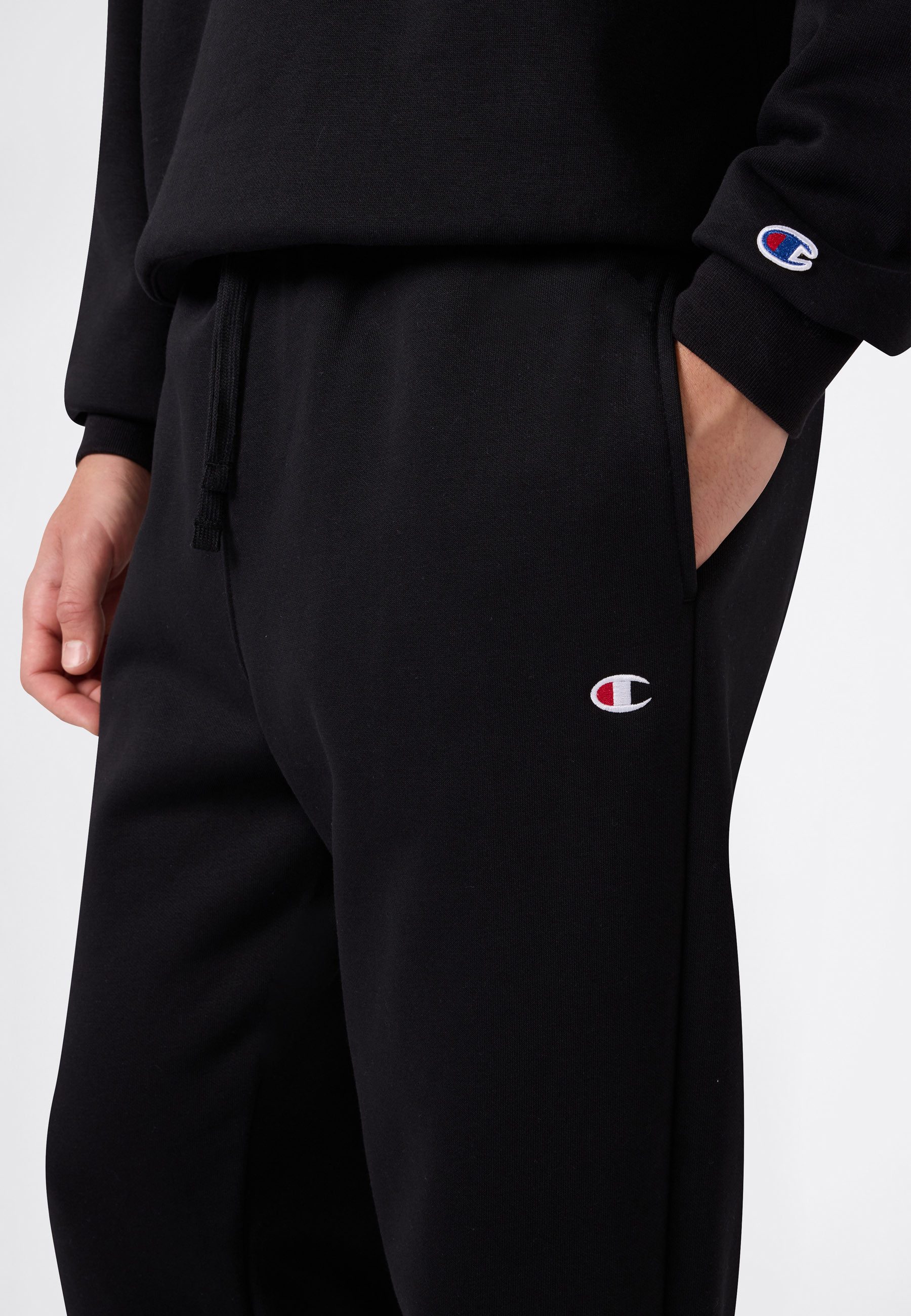 Champion Jogginghose SPORTWEAR CUFFED PANTS Relax Fit mit Bündchen am Bein, Relax Fit, aus Baumwolle und Polyester