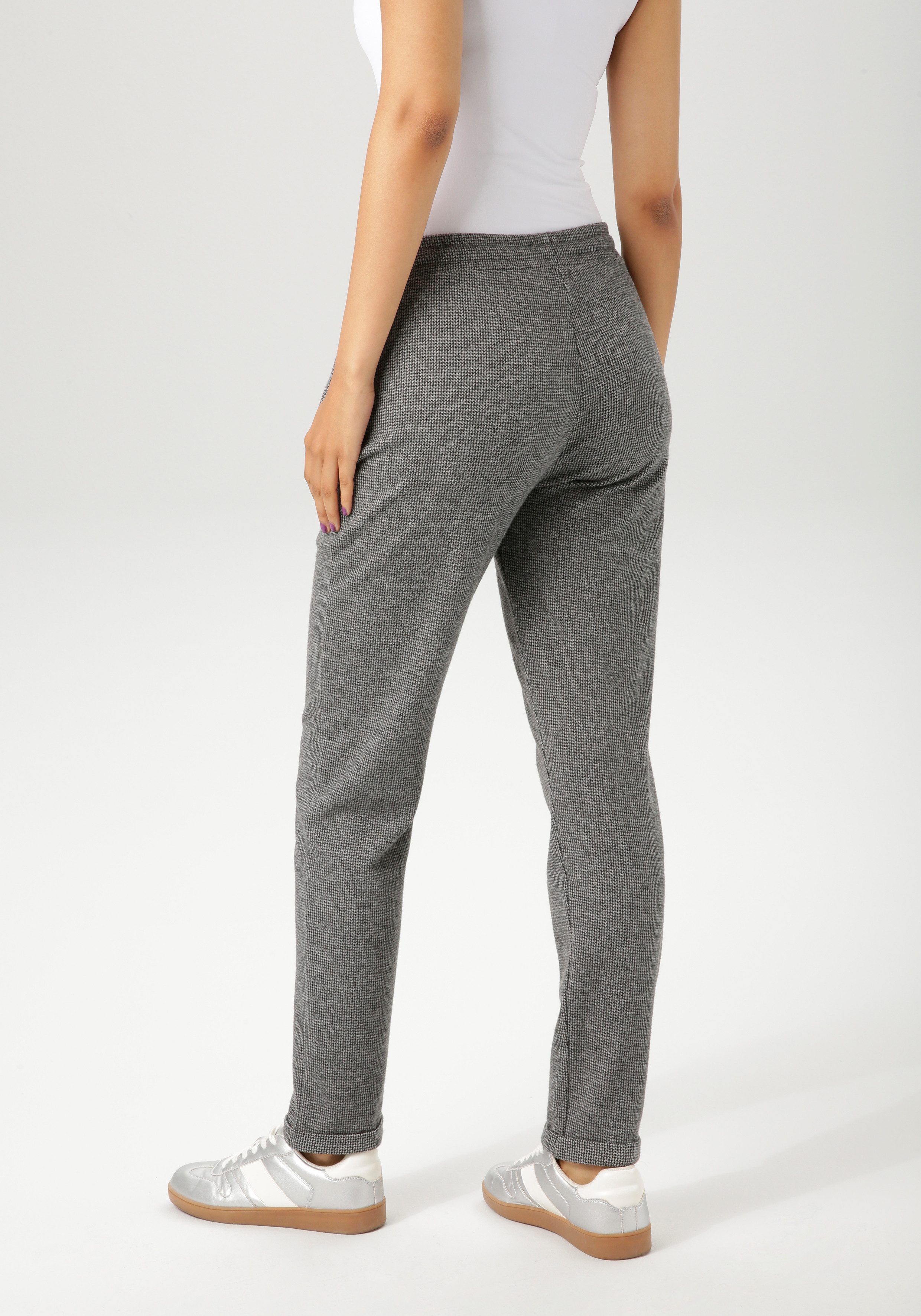 Aniston CASUAL Schlupfhose im trendigen Hahnentritt-Muster günstig online kaufen