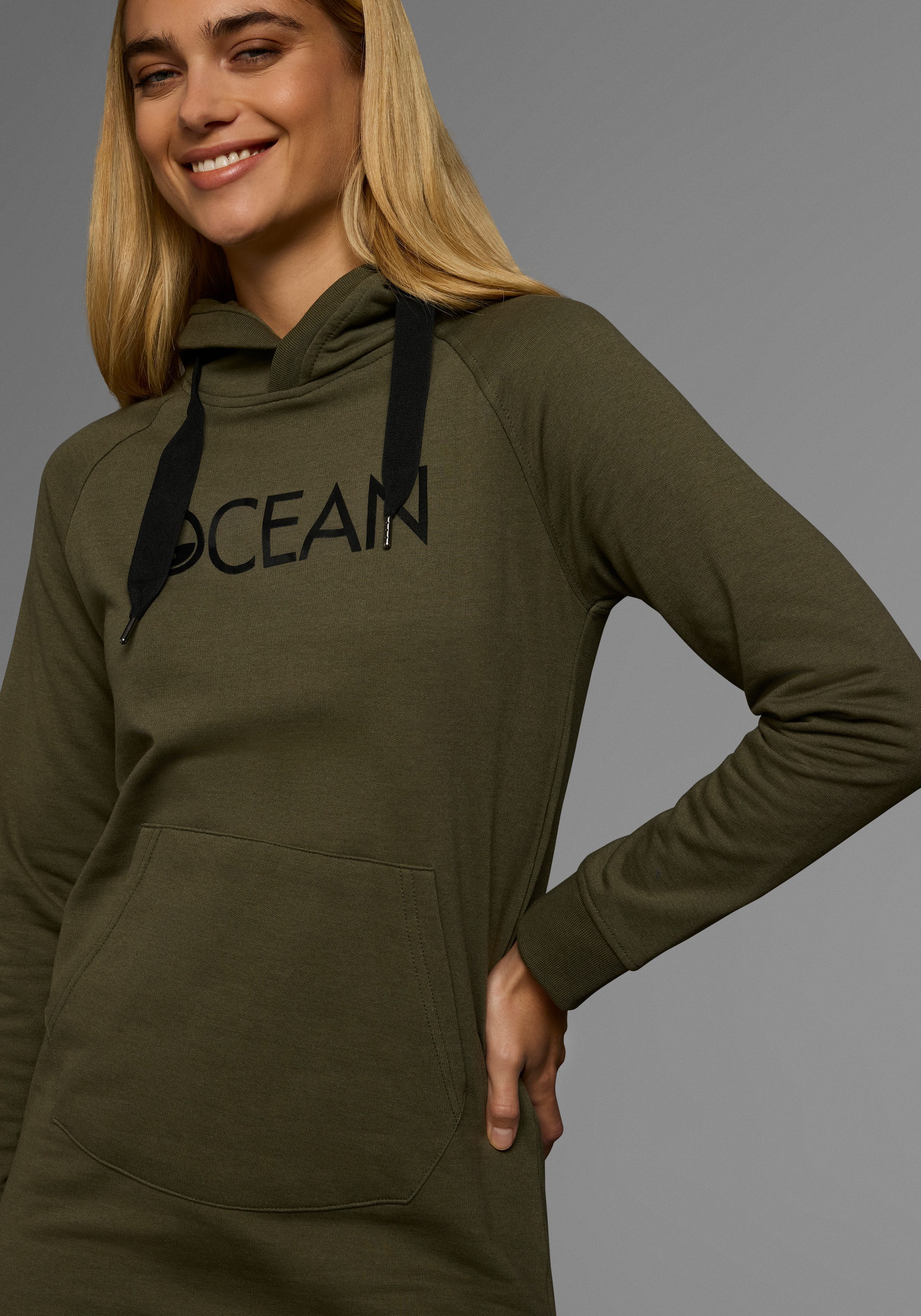 Ocean Sportswear Jogginganzug Essentials Joggingsuit (Packung, 2-tlg., mit Leggings), Extralanges Kapuzensweatshirt & Leggings im 2‑teiligen Set