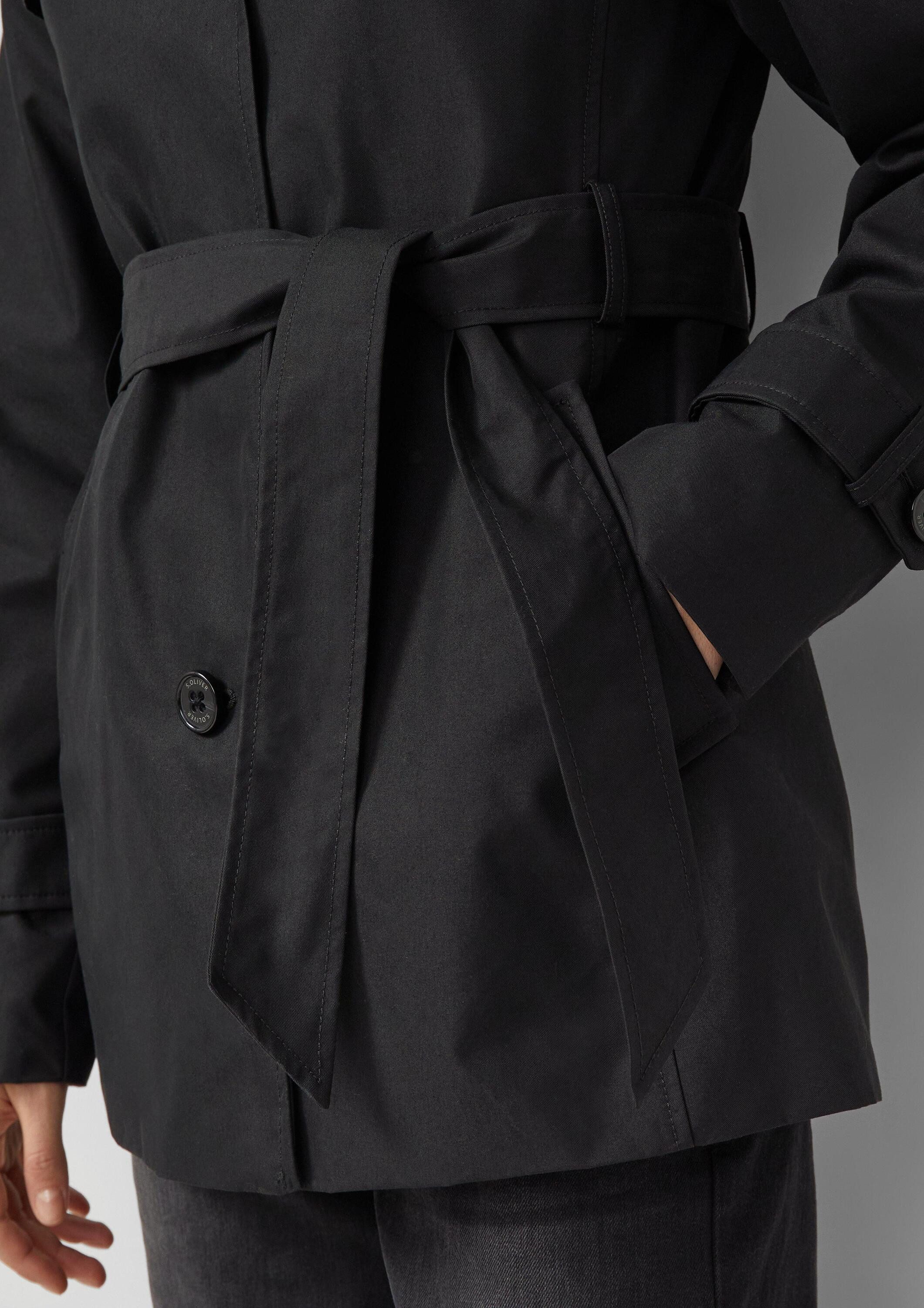 s.Oliver Trenchcoat Outdoor-Jacke Wasserabweisender Trenchcoat im Slim Fit – Bild 4 von 5